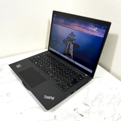 【良品】【1週間保証】Lenovo / Ryzen 5 Pro 6650U / 16GB / 256GB 050364