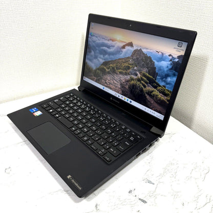 【美品】【1週間保証】dynabook S73/HU / Core i5 1135G7 / 16GB / 256GB 000745