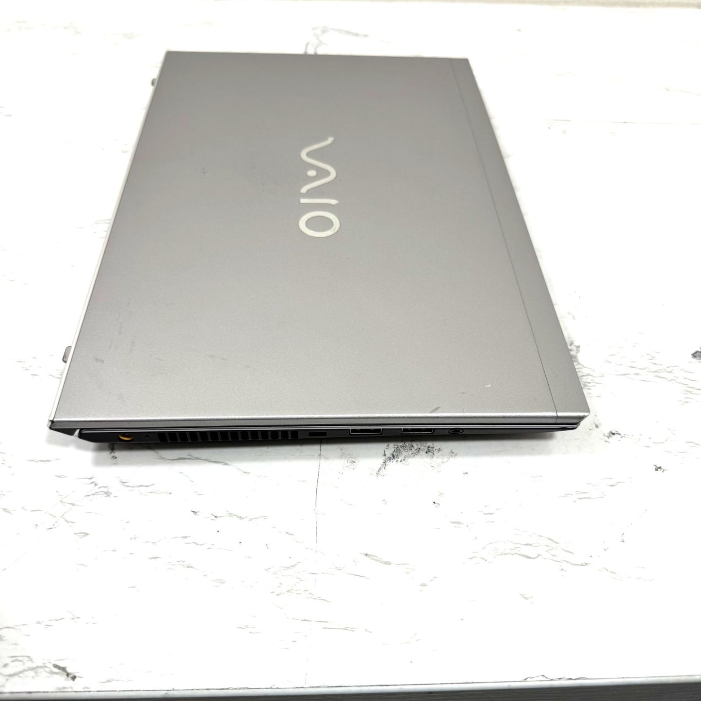 【良品】【1週間保証】VAIO  / Core i5-1035G1 / 8GB / 256GB / Win 11 Pro / 001000