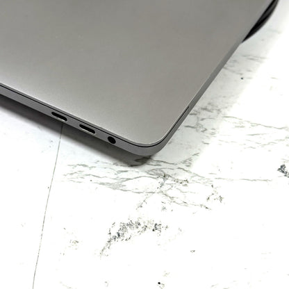 【良品】【1週間保証】MacBook Pro 13インチ 2019 / Core i7（2019） / 16GB / 512GB / 充放電回数793回 009073