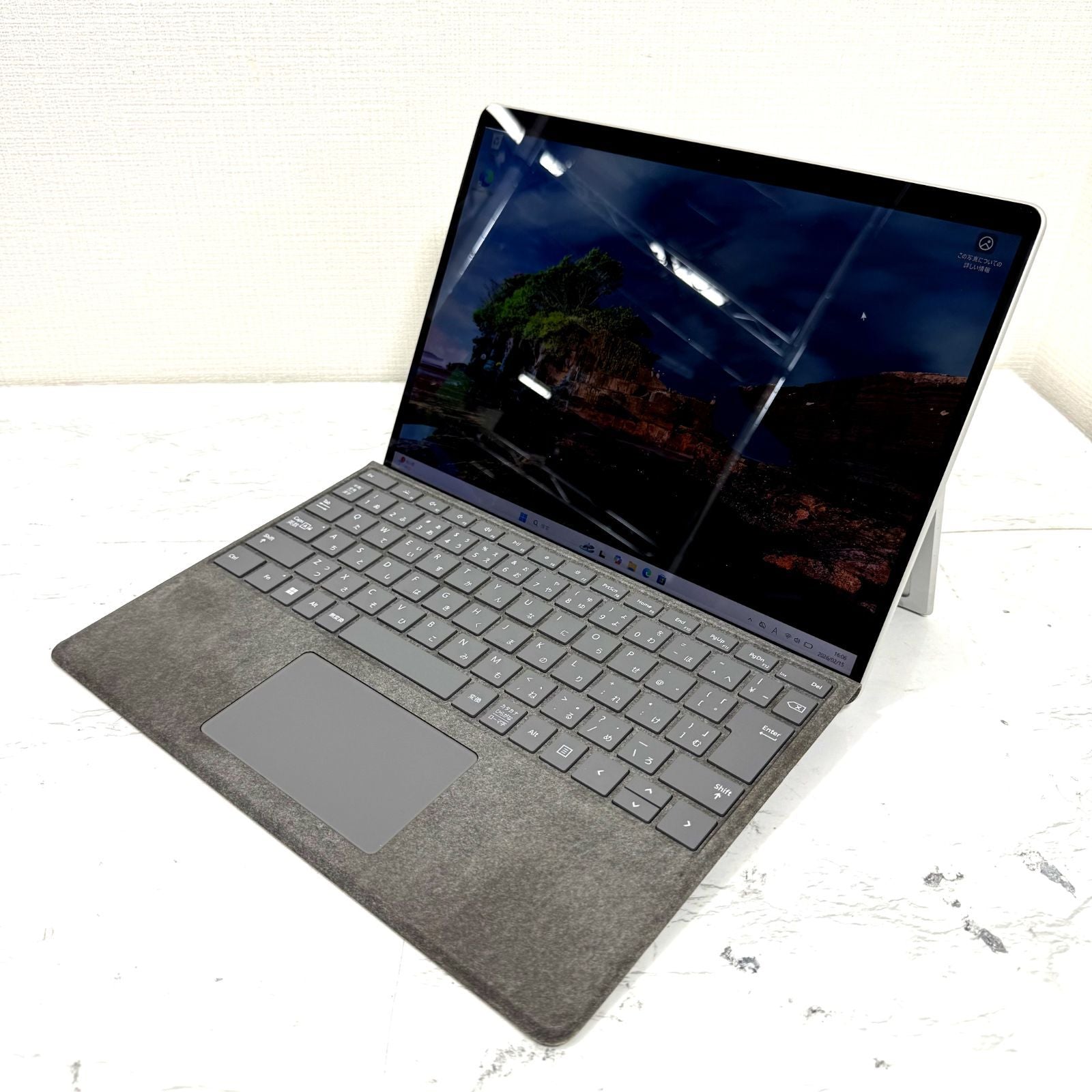 【良品】【1週間保証】Surface Pro 9 / Core i5-1245U / 16GB / 256GB / Windows 11 Pro