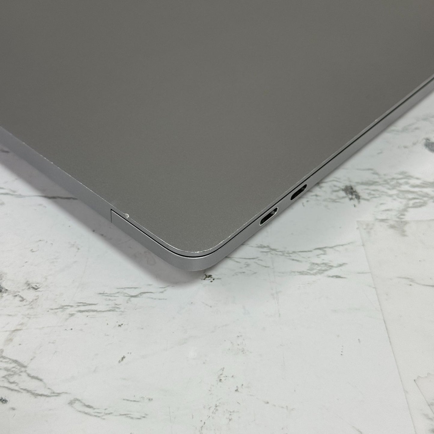 【傷あり】【1週間保証】MacBook Pro 13インチ / 2020 / Core i7 1068NG7 / 32GB / 1TB 189415