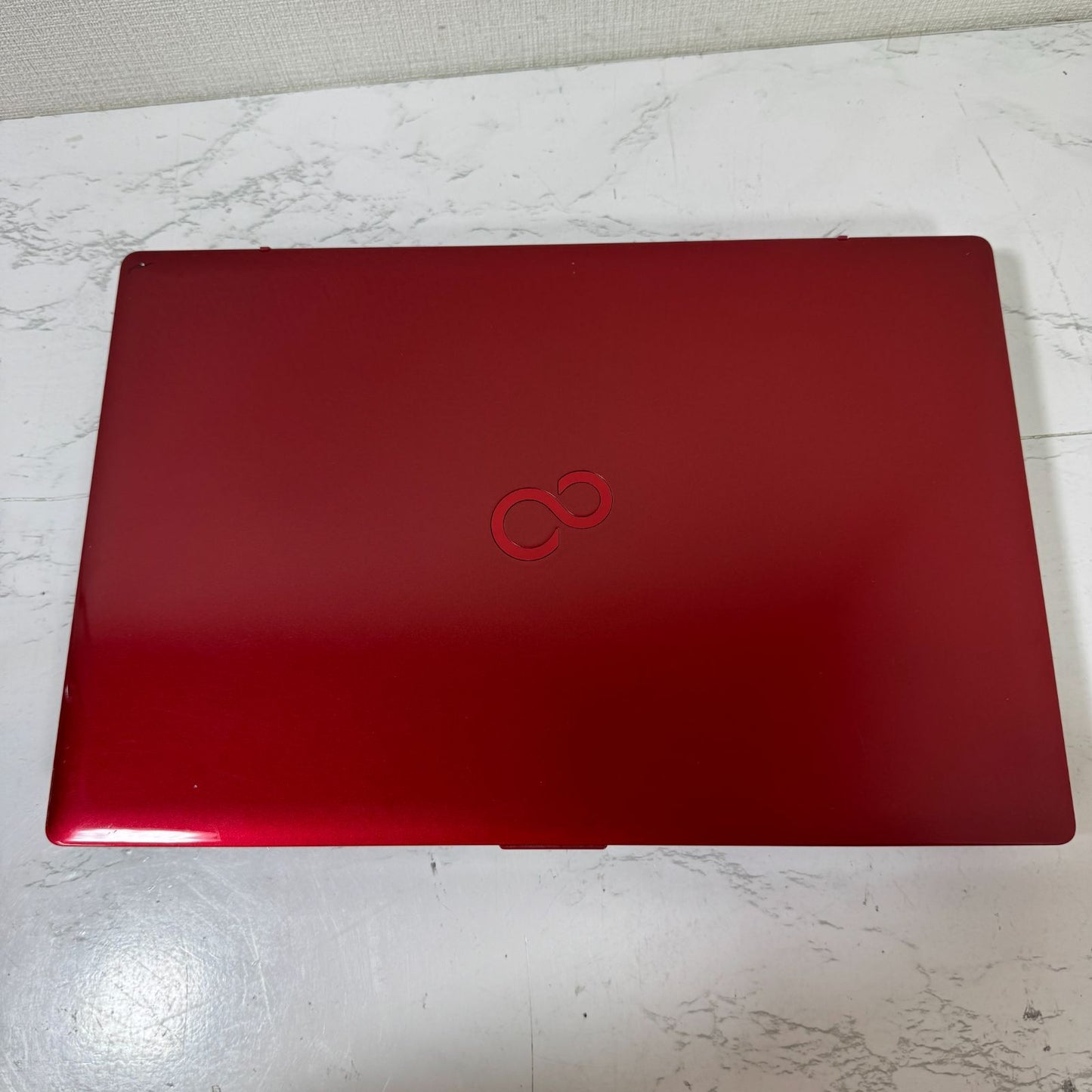 【傷あり】【1週間保証】Fujitsu FMV LIFEBOOK AH53/B3 / Core i7 8550U / 8GB / 1TB 000329