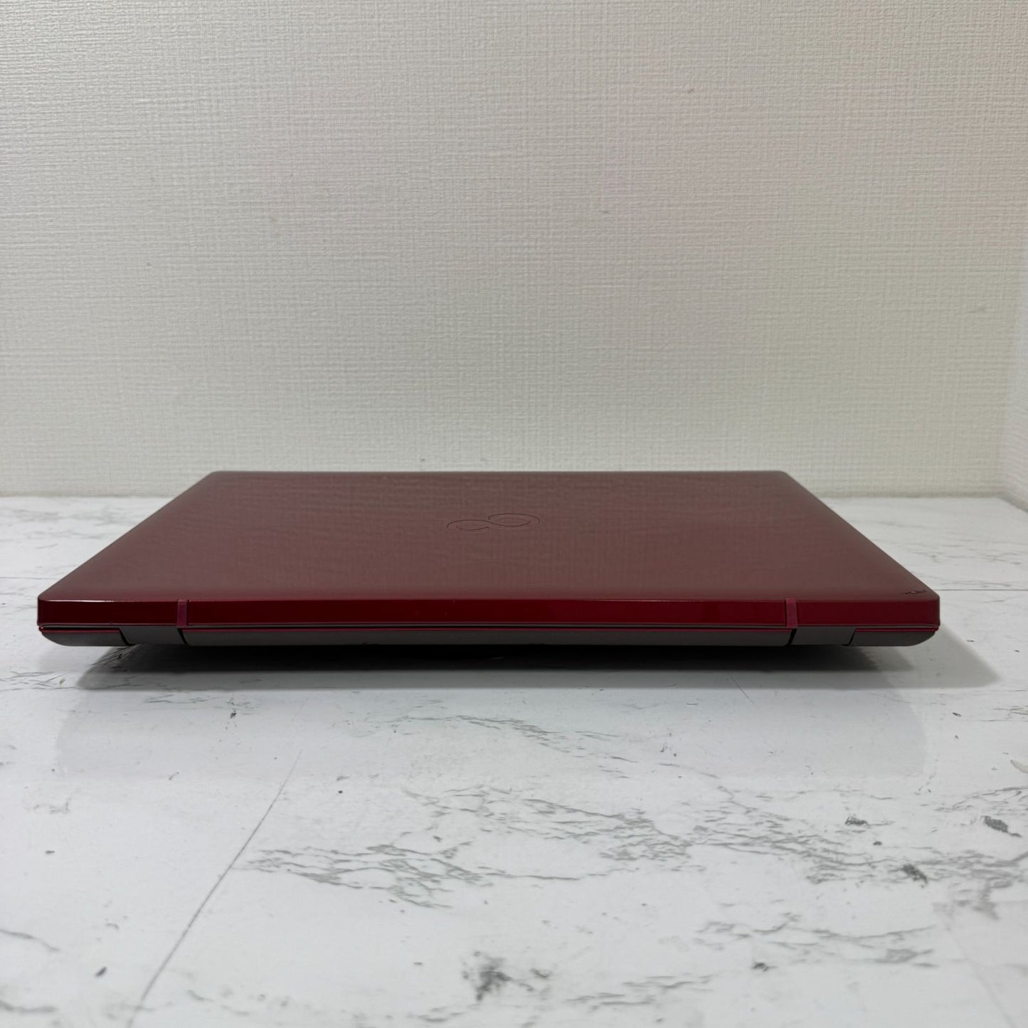 【傷あり】【1週間保証】Fujitsu FMV LIFEBOOK AH53/B3 / Core i7 8550U / 8GB / 1TB 000329
