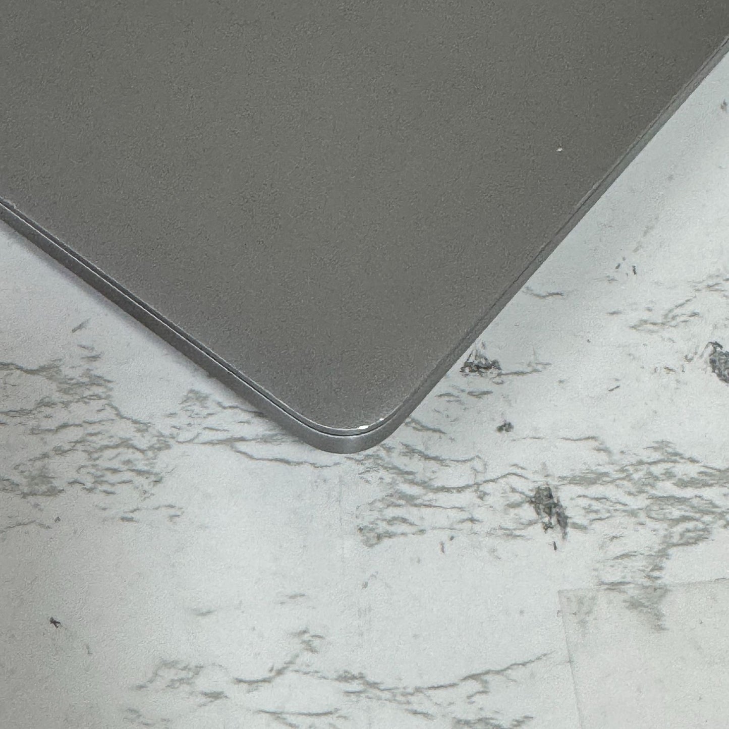 【傷あり】【1週間保証】MacBook Pro 13インチ / 2019 / Core i7 8569U / 16GB / 512GB 009087