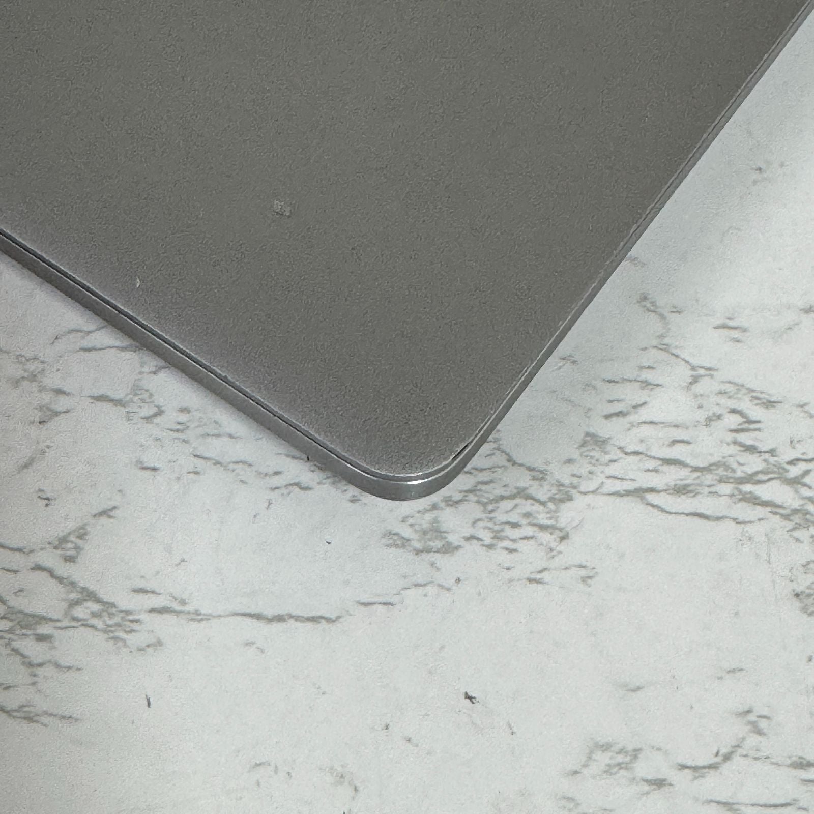 【傷あり】【1週間保証】MacBook Pro 13インチ / 2019 / Core i7 8569U / 16GB / 512GB 009087