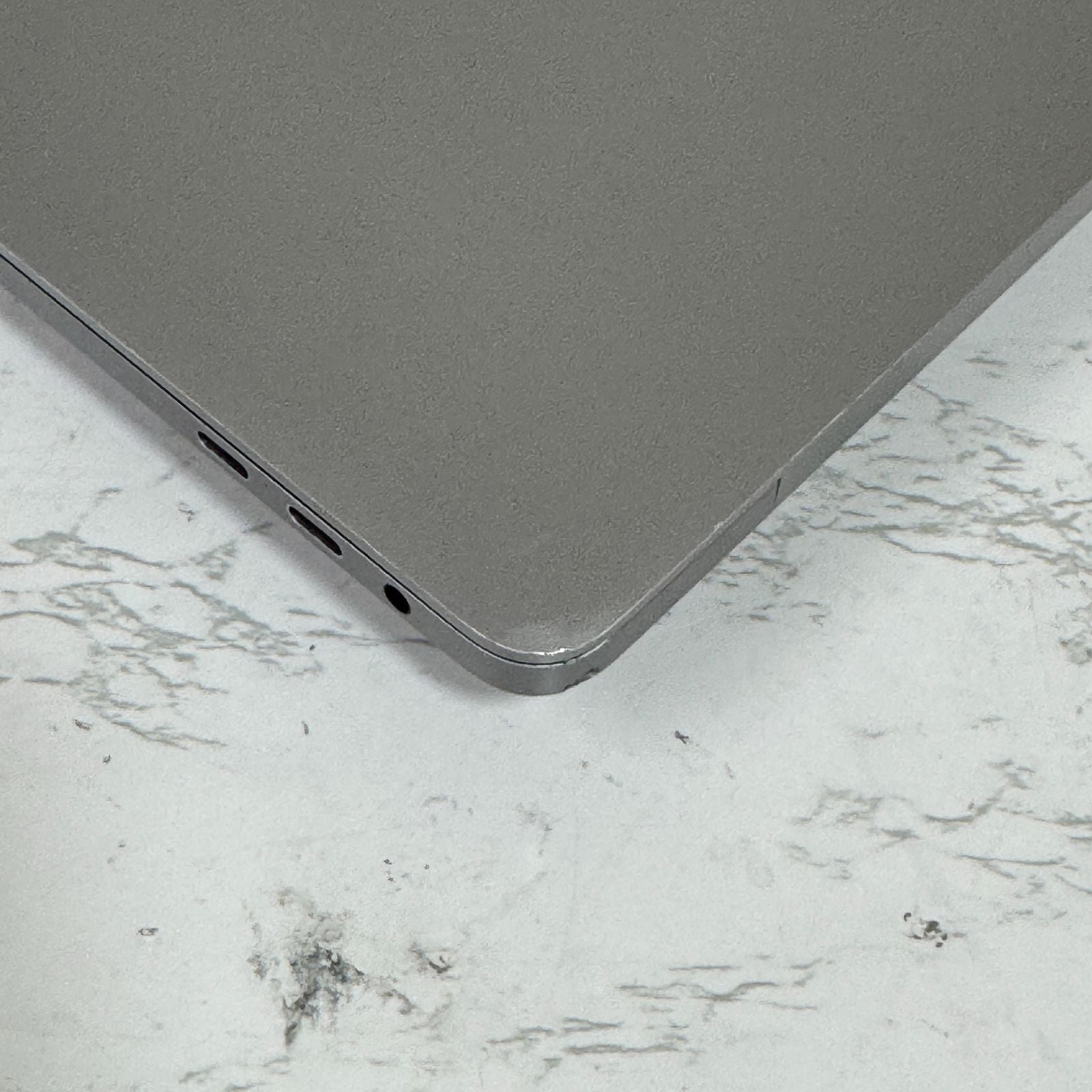 【傷あり】【1週間保証】MacBook Pro 16インチ / 2019 / Core i7 9750H / 32GB / 512GB 191892