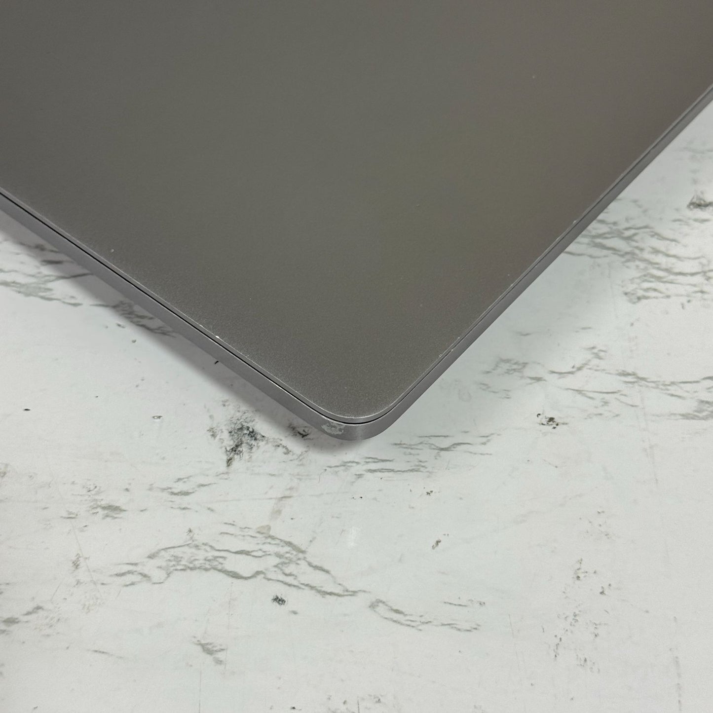 【良品】【1週間保証】MacBook Pro 15インチ 2018 / Core i7 / 16GB / 512GB