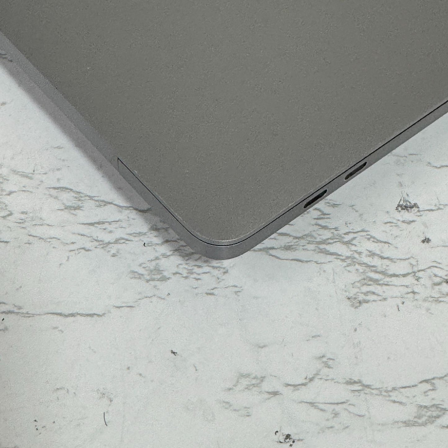 【傷あり】【1週間保証】MacBook Pro 16インチ / 2019 / Core i7 9750H / 32GB / 512GB 191909