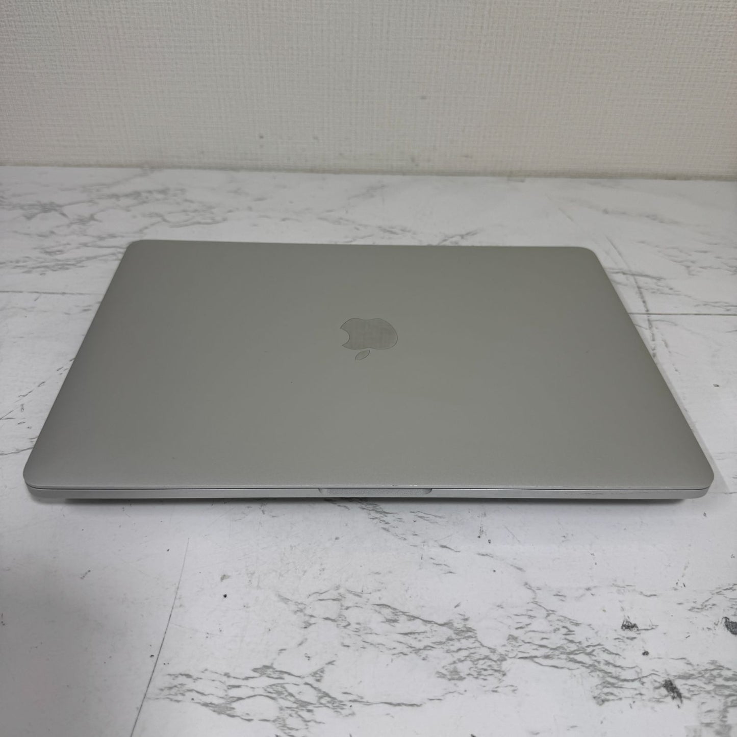 【傷あり】【1週間保証】MacBook Pro 13インチ / 2018 / Core i5 8259U / 8GB / 256GB 009083