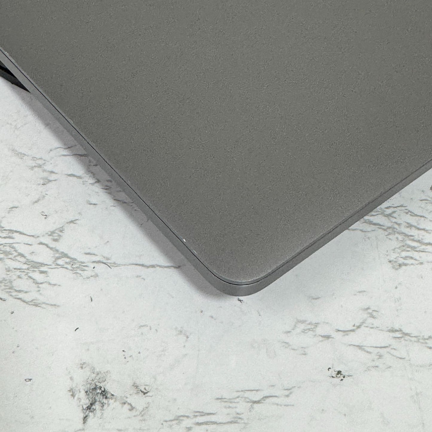 【傷あり】【1週間保証】MacBook Pro 13インチ / 2020 / Core i7 1068NG7 / 32GB / 1TB 009095