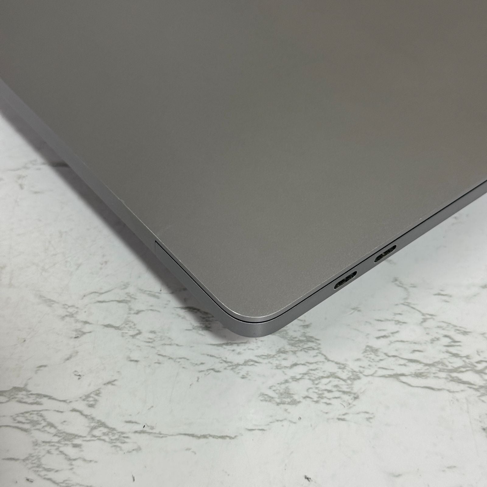【傷あり】【1週間保証】MacBook Pro 16インチ / 2019 / Core i7 9750H / 16GB / 1TB 177367