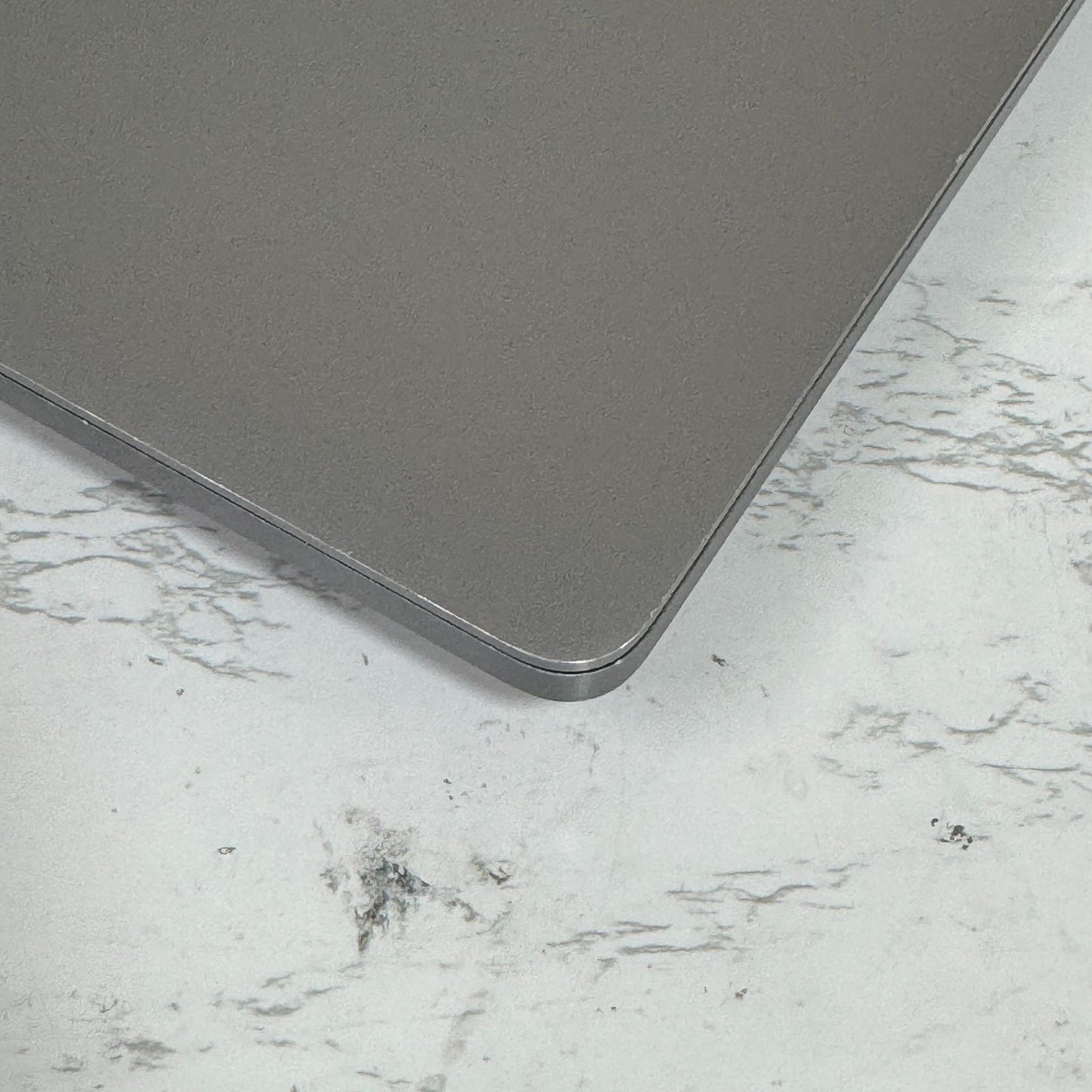 【傷あり】【1週間保証】MacBook Pro 16インチ / 2019 / Core i9 9980HK / 32GB / 1TB 191896