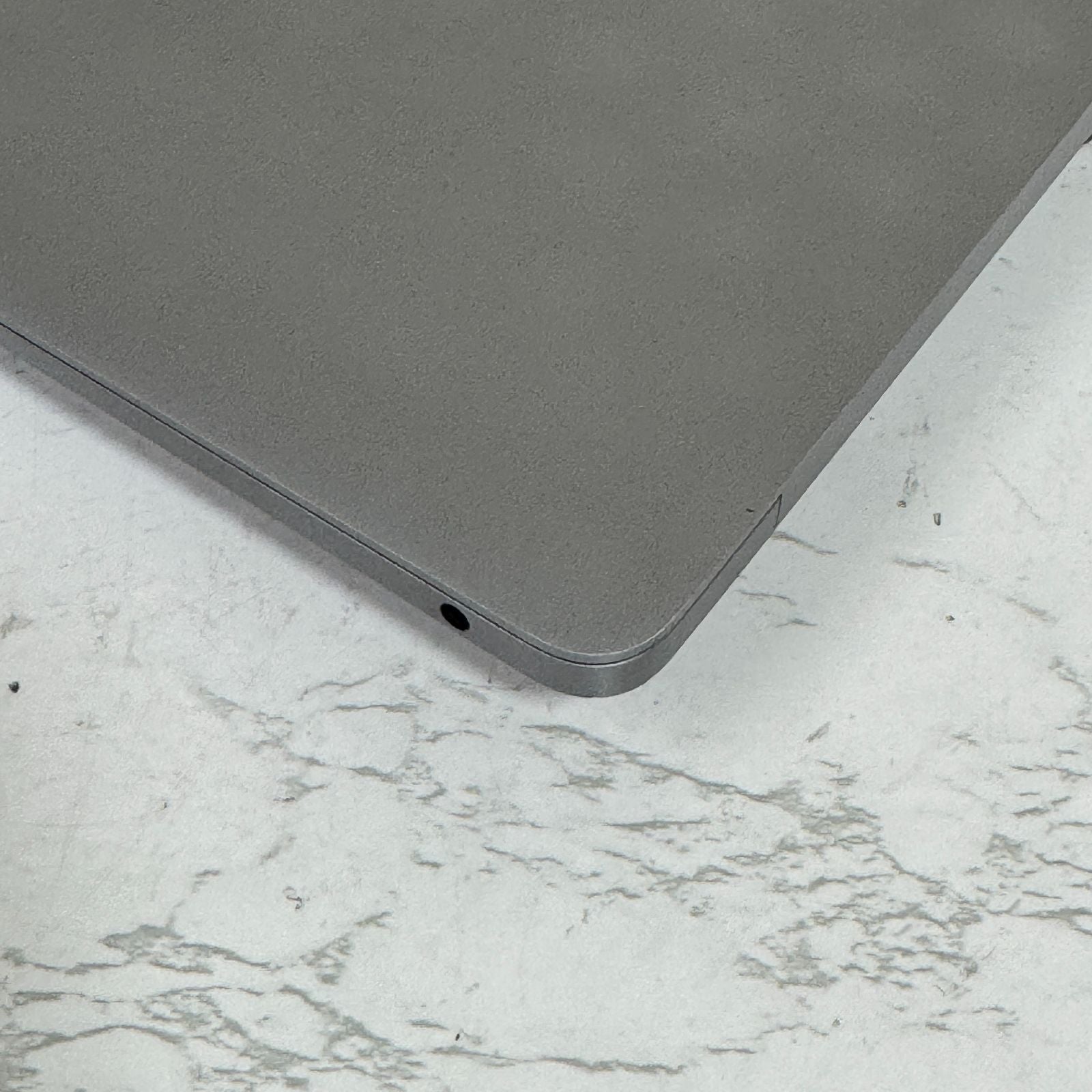 【良品】【1週間保証】MacBook Air 13インチ 2020 / M1 / 16GB / 256GB 001030