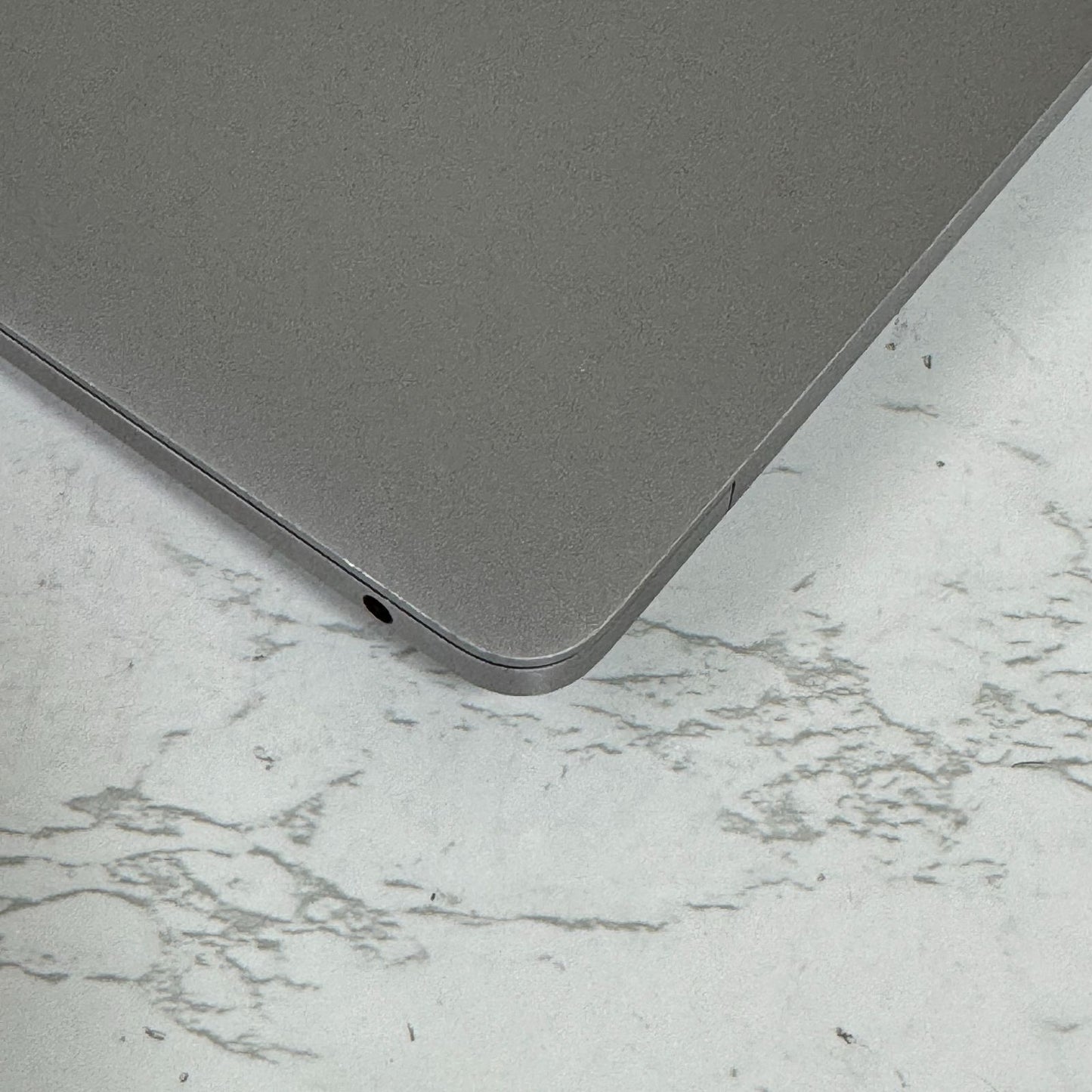 【傷あり】【1週間保証】MacBook Pro 13インチ / 2019 / Core i5 8257U / 16GB / 512GB 002590