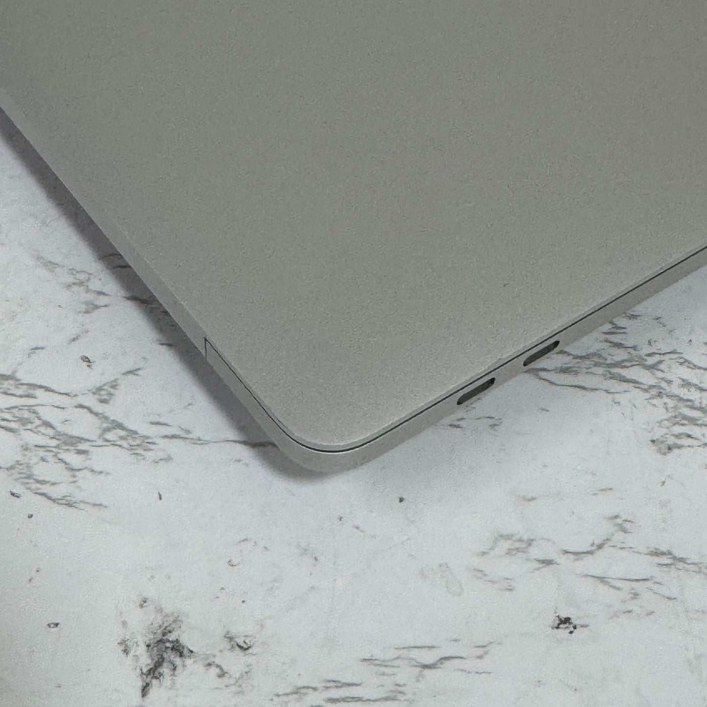 【傷あり】【1週間保証】MacBook Pro 13インチ / 2018 / Core i7 8559U / 16GB / 512GB 009068