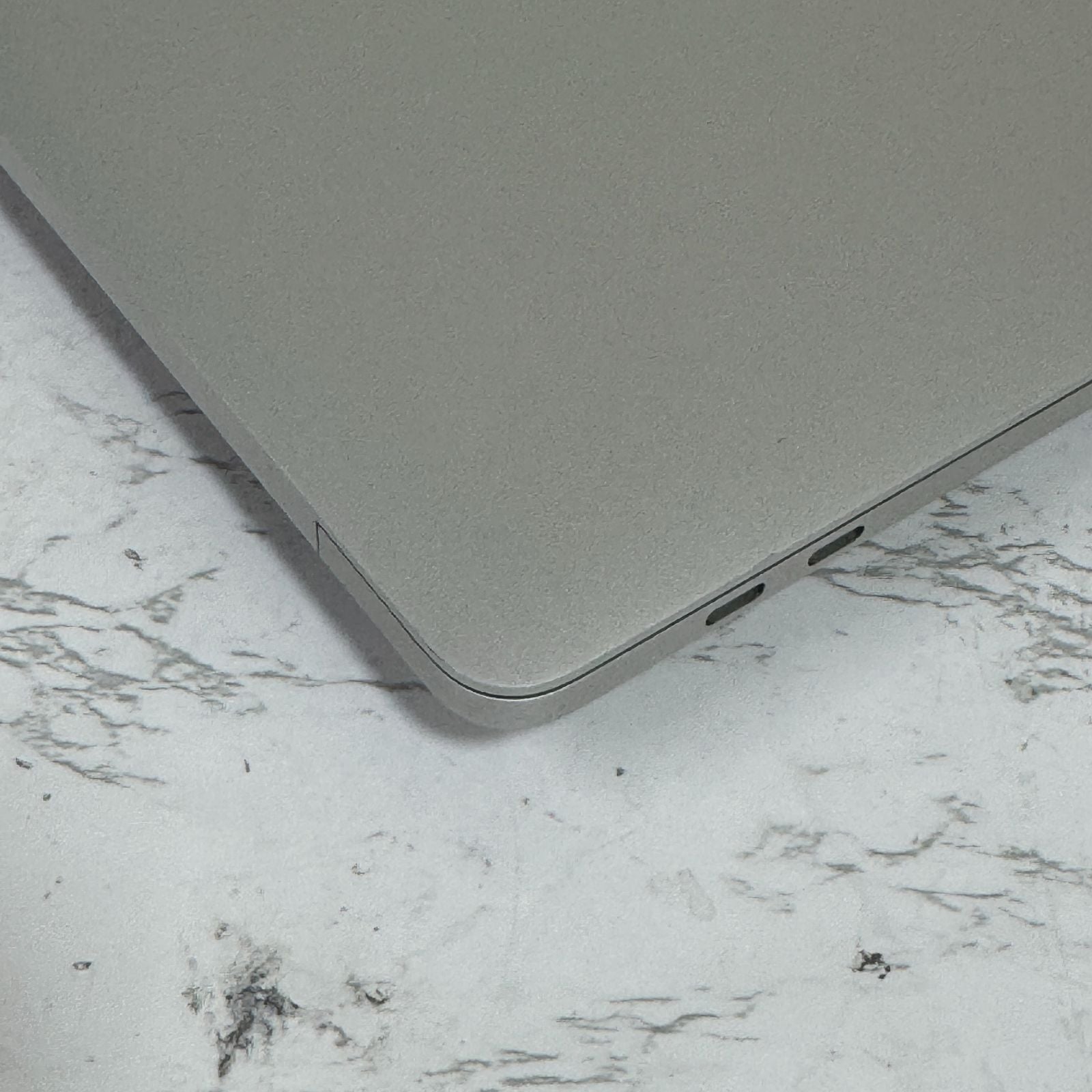 【傷あり】【1週間保証】MacBook Pro 13インチ / 2018 / Core i7 8559U / 16GB / 512GB 009068