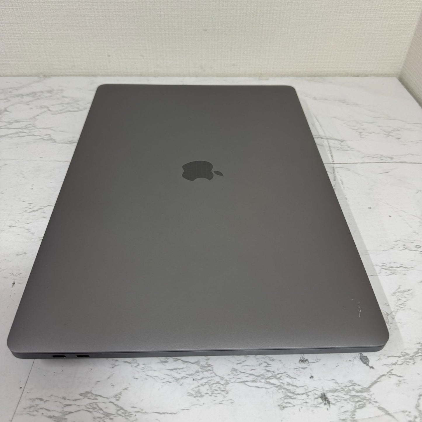 【傷あり】【1週間保証】MacBook Pro 16インチ / 2019 / Core i7 9750H / 32GB / 512GB 191909