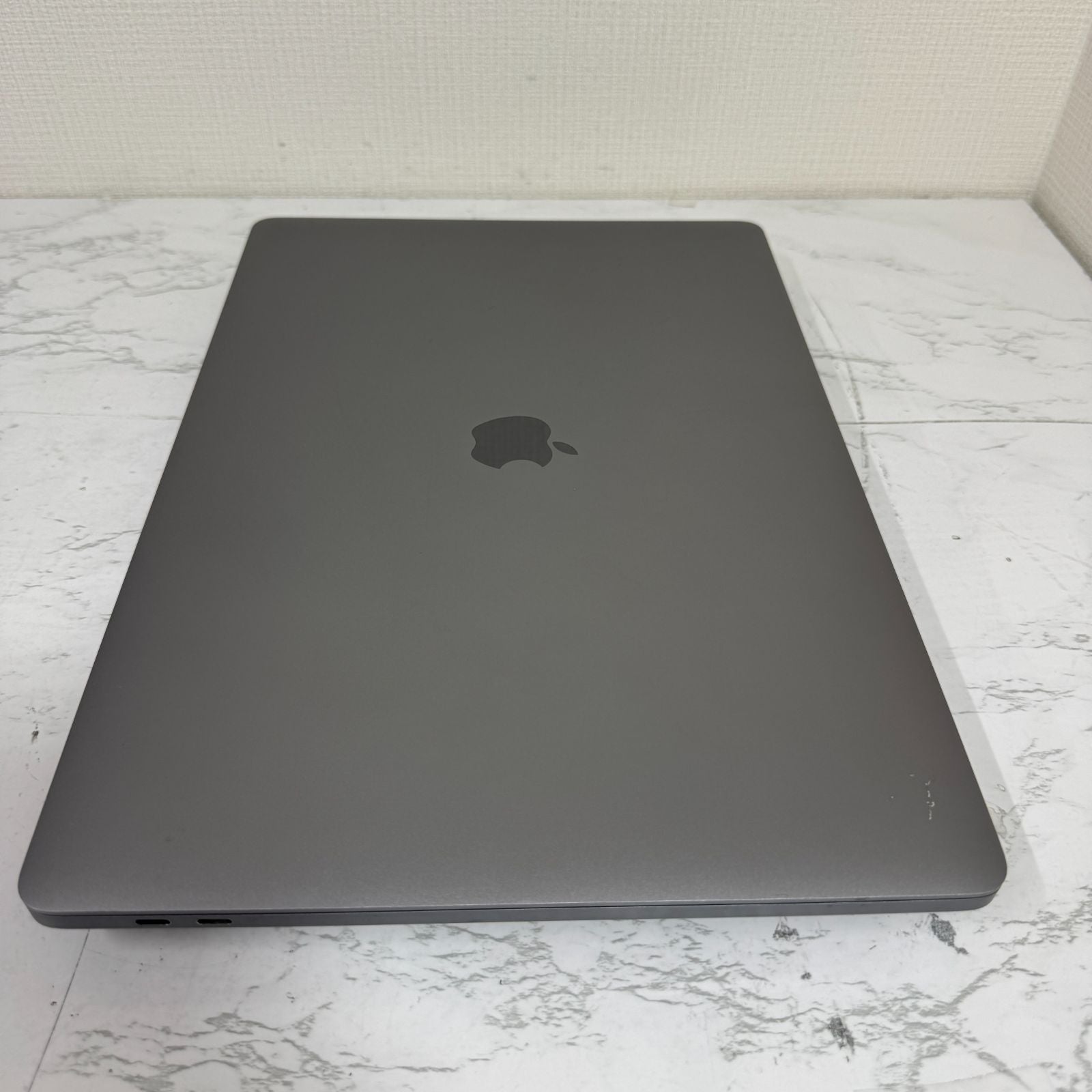 【傷あり】【1週間保証】MacBook Pro 16インチ / 2019 / Core i7 9750H / 32GB / 512GB 191909
