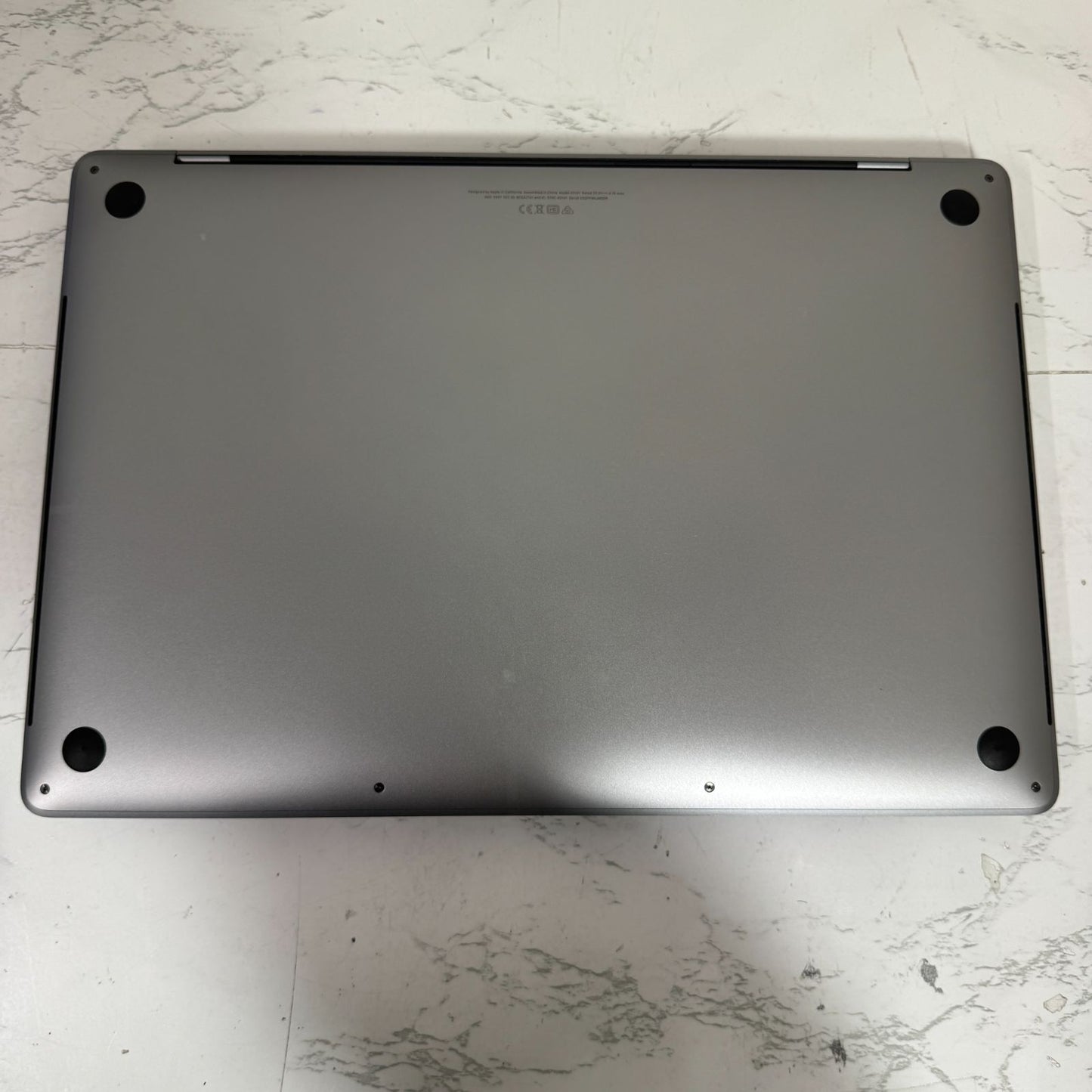 【傷あり】【1週間保証】MacBook Pro 16インチ / 2019 / Core i7 9750H / 16GB / 1TB 177367