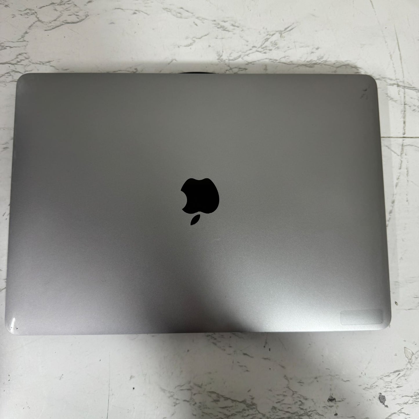 【良品】【1週間保証】MacBook Air 13インチ  2020 / M1 / 16GB / 256GB 001028