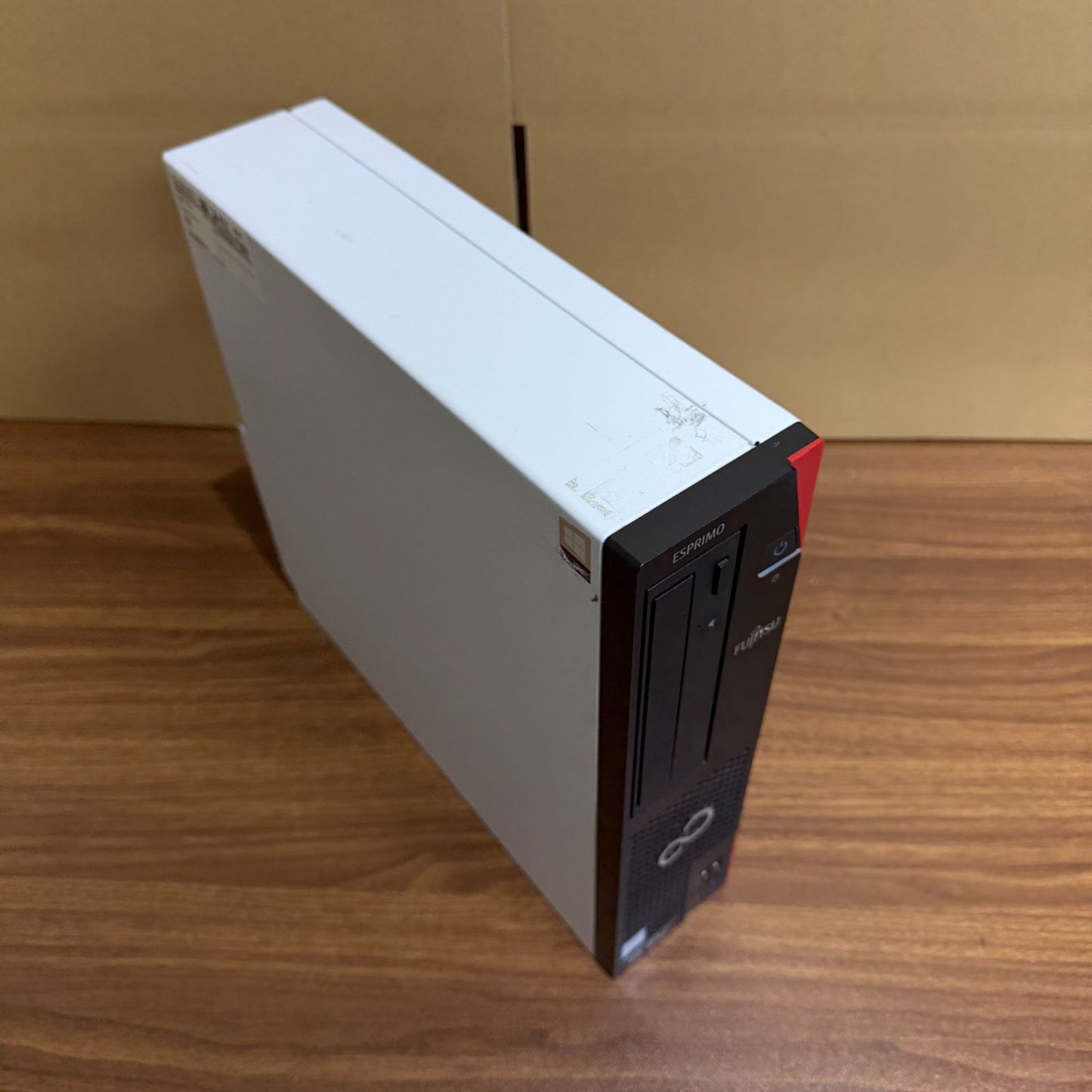 【良品】【1週間保証】富士通 デスクトップPC / Core i5 9500 / 8GB / 120GB
