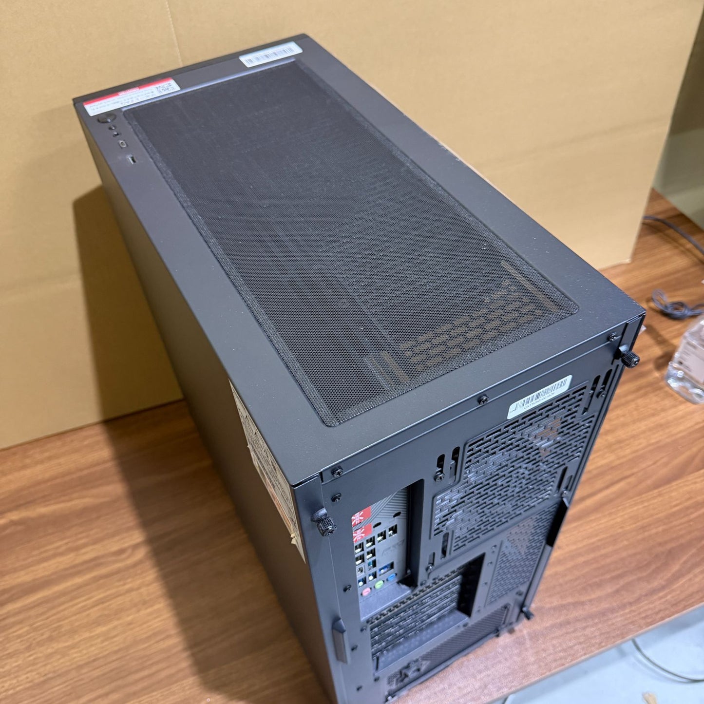 【ゲーミングPC】【1週間保証】FRONTIER GHシリーズ FRGHLB650/983D / Ryzen 7 9800X3D / NVIDIA GeForce RTX 4070 SUPER / 64GB / 2TB 193006