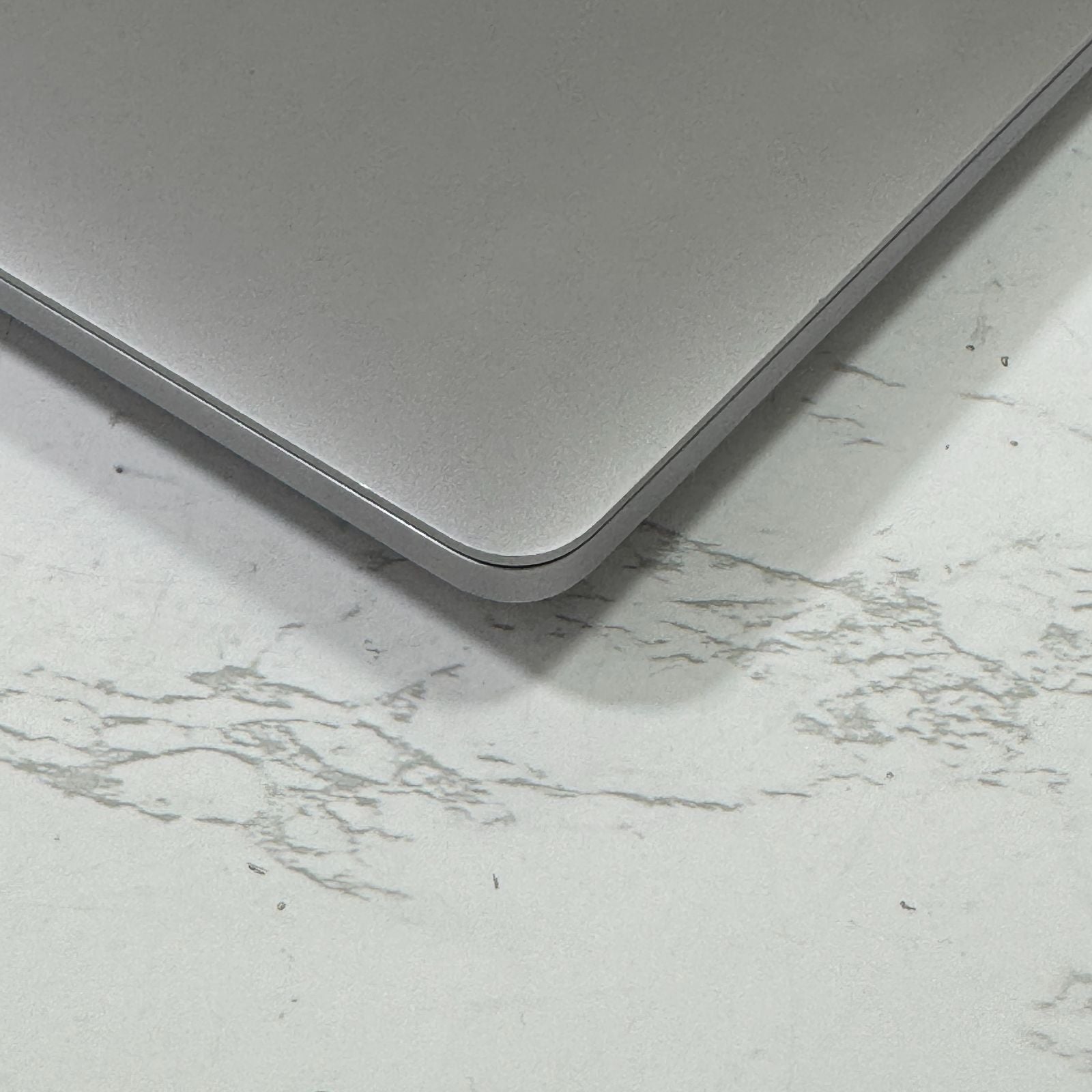 【傷あり】【1週間保証】MacBook Pro 13インチ / 2020 / M1 / 16GB / 512GB 192868