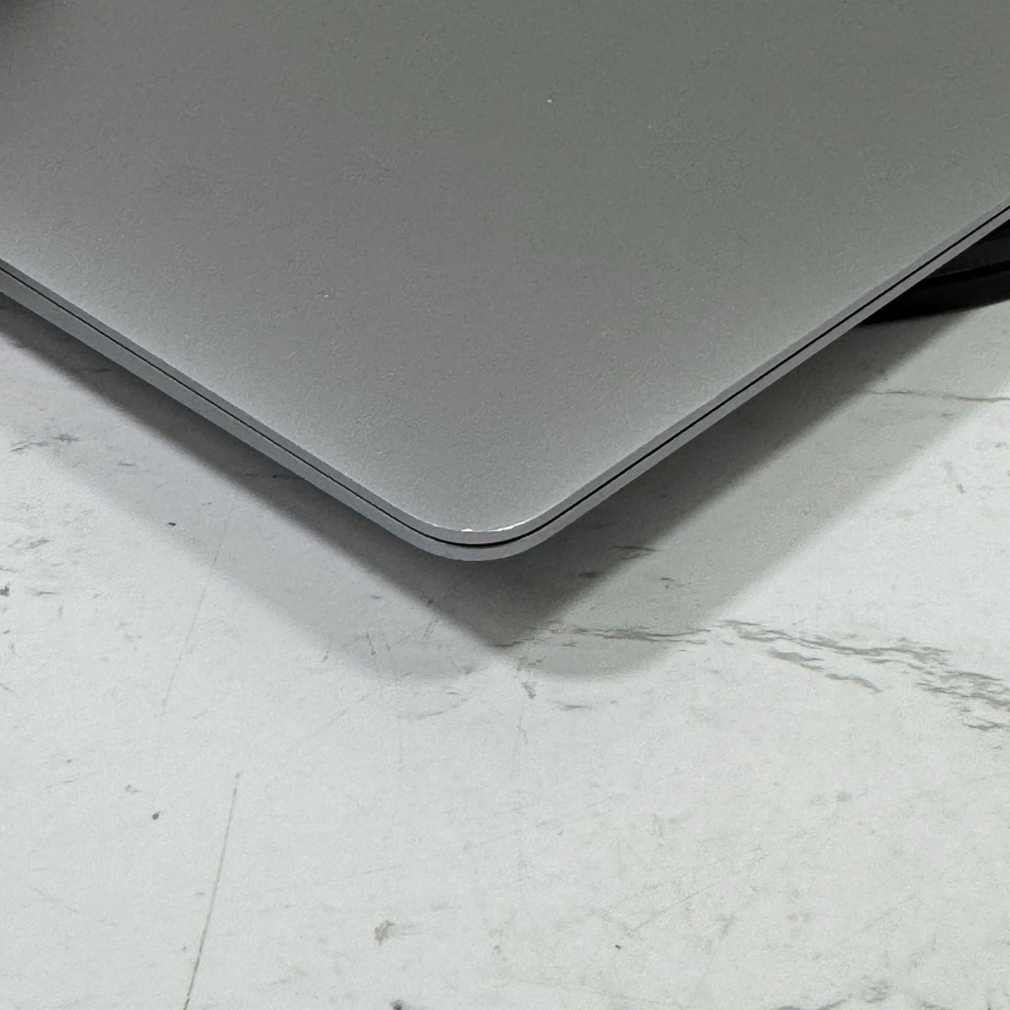 【良品】【1週間保証】MacBook Air 13インチ / 2020 / M1 / 16GB / 256GB 193918