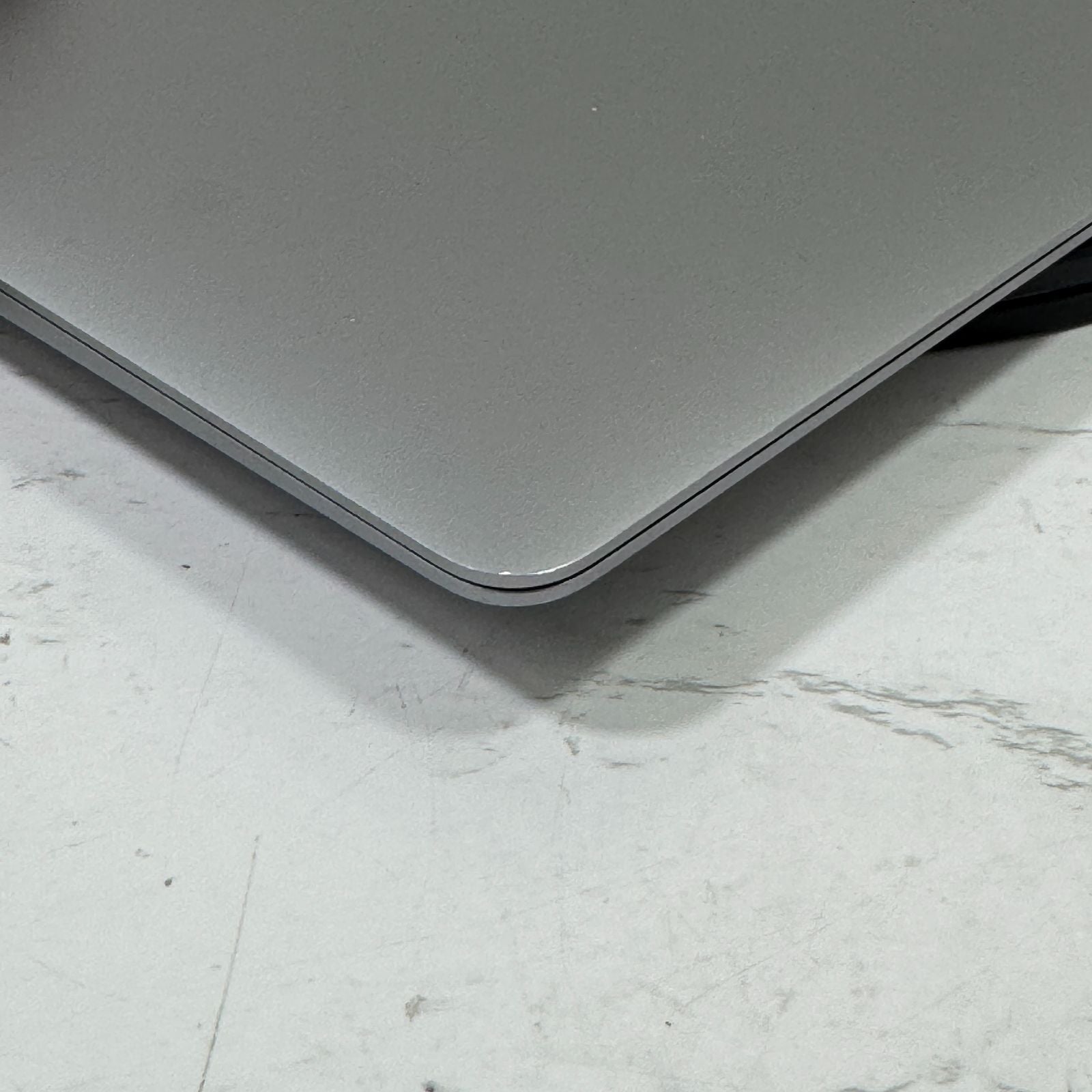 【良品】【1週間保証】MacBook Air 13インチ / 2020 / M1 / 16GB / 256GB 193918
