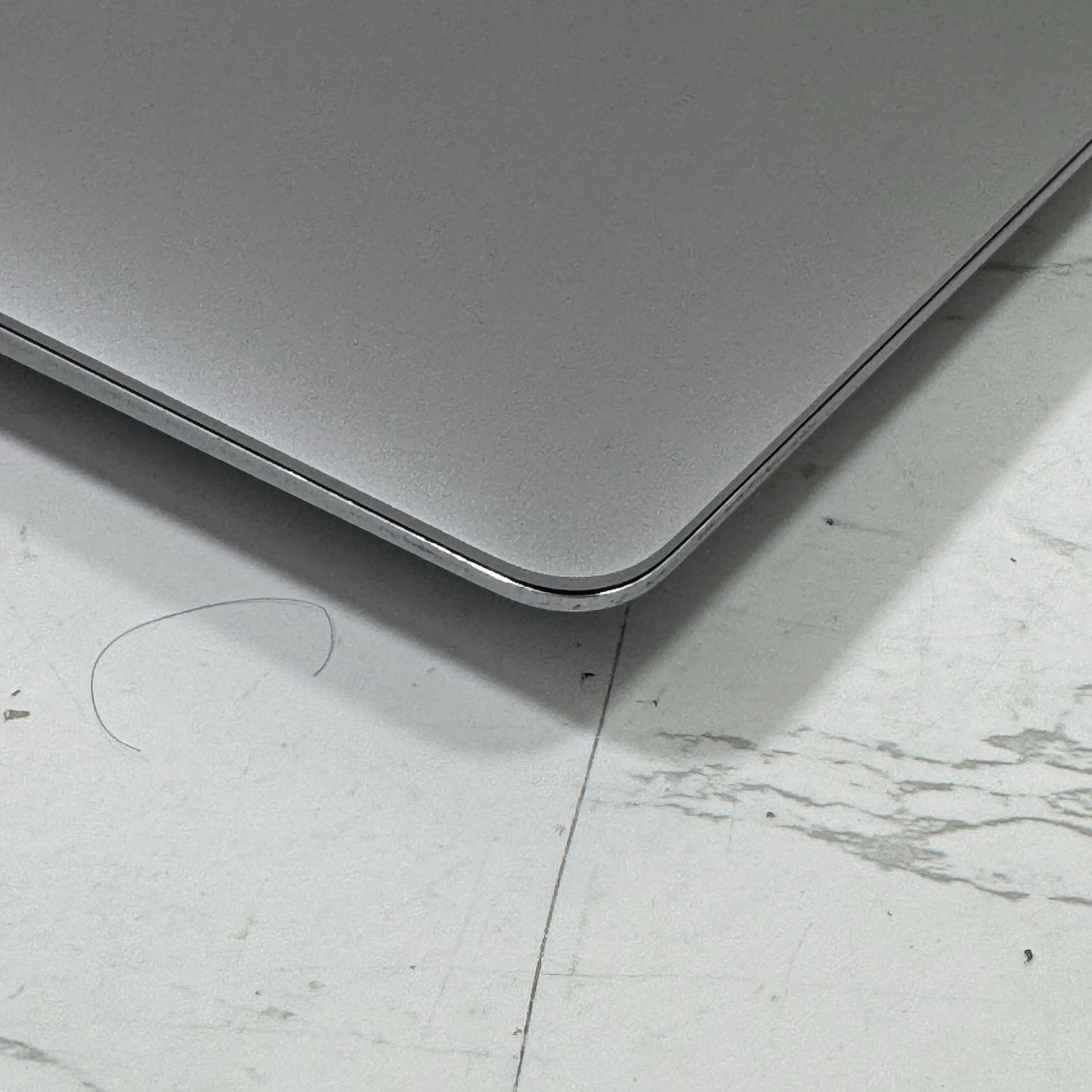 【良品】【1週間保証】MacBook Air 13インチ / 2020 / M1 / 16GB / 256GB 194110