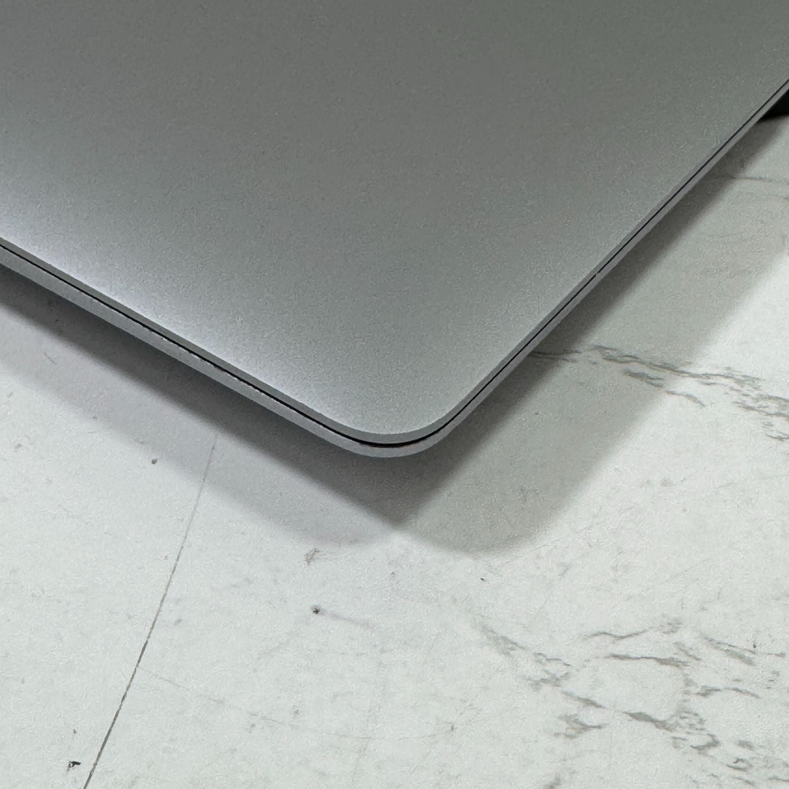 【良品】【1週間保証】MacBook Air 13インチ / 2020 / M1 / 16GB / 256GB 189636