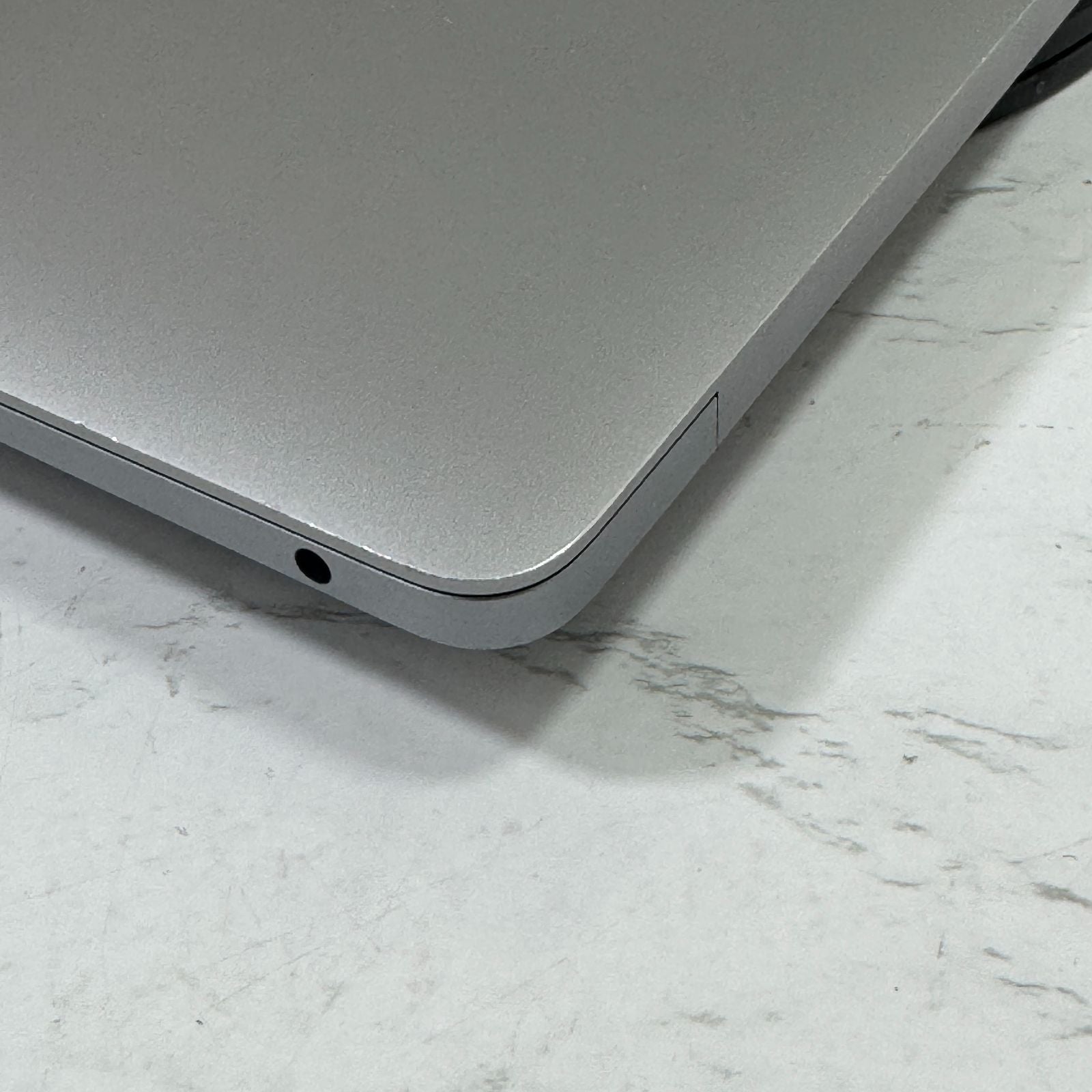 【良品】【1週間保証】MacBook Air 13インチ / 2020 / M1 / 16GB / 256GB 194121