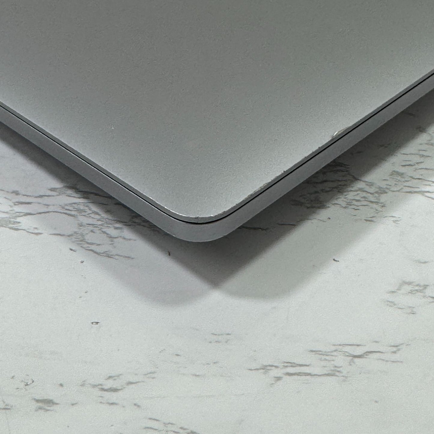 【傷あり】【1週間保証】MacBook Pro 13インチ / 2020 / M1 / 16GB / 512GB 192866
