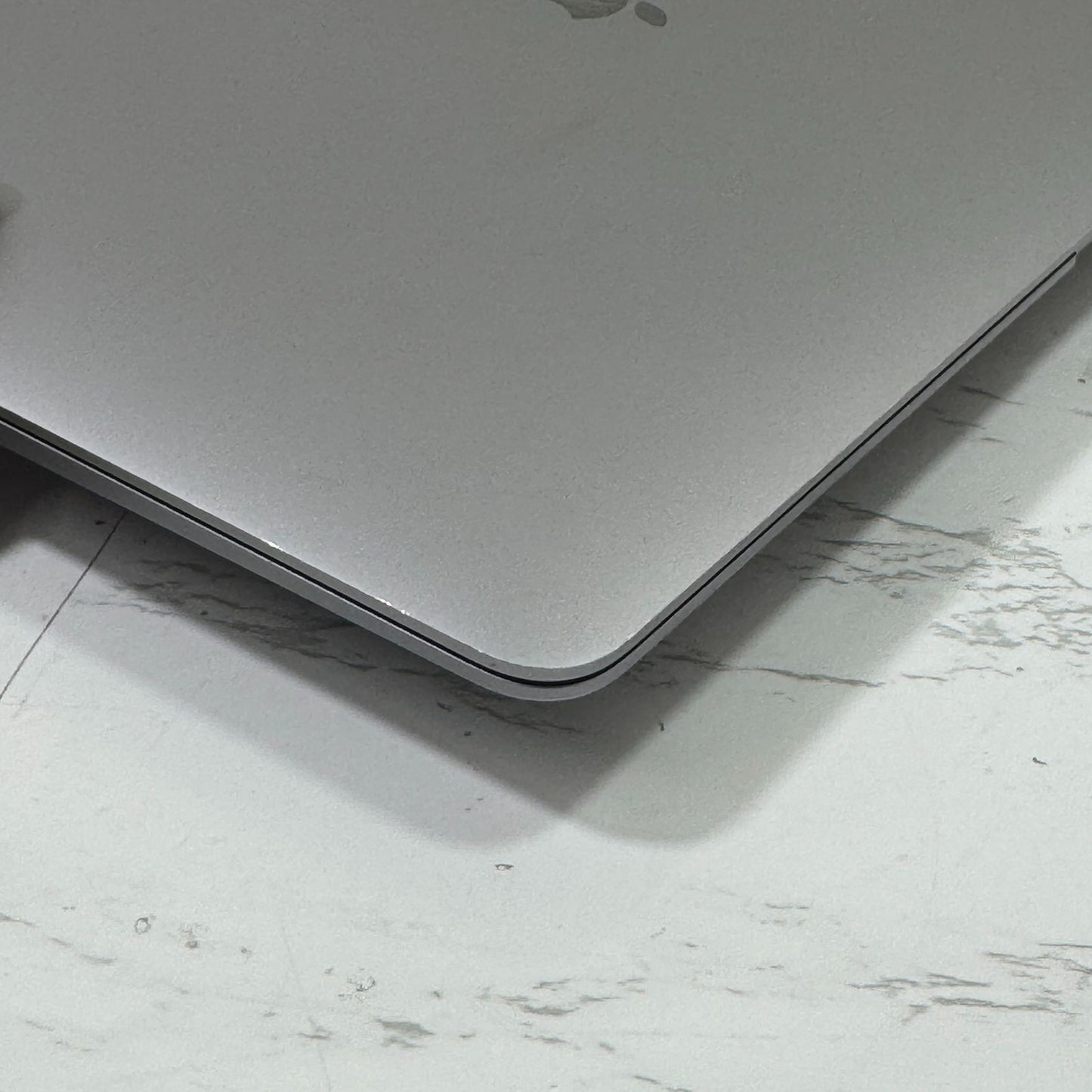 【良品】【1週間保証】MacBook Air 13インチ / 2020 / M1 / 16GB / 512GB 191437