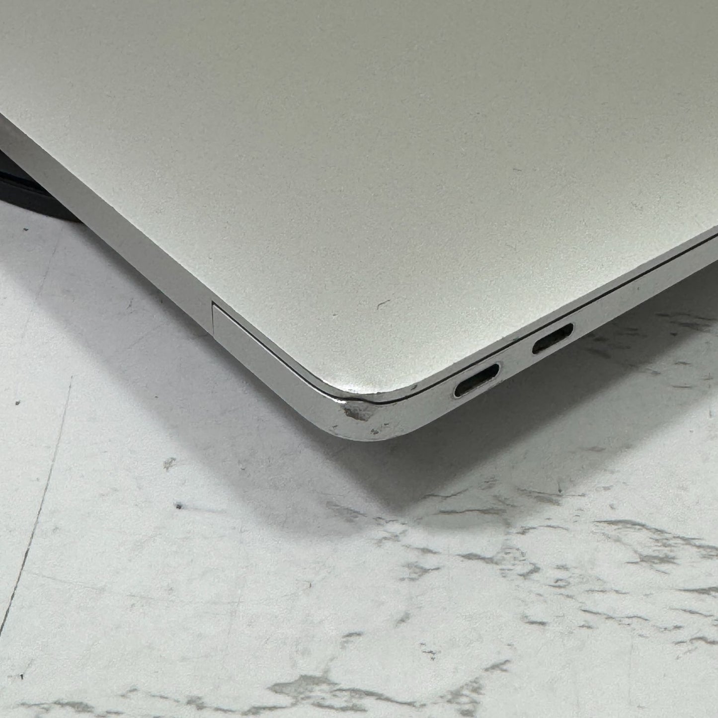 【良品】【1週間保証】MacBook Air 13インチ / 2020 / M1 / 16GB / 512GB 191115