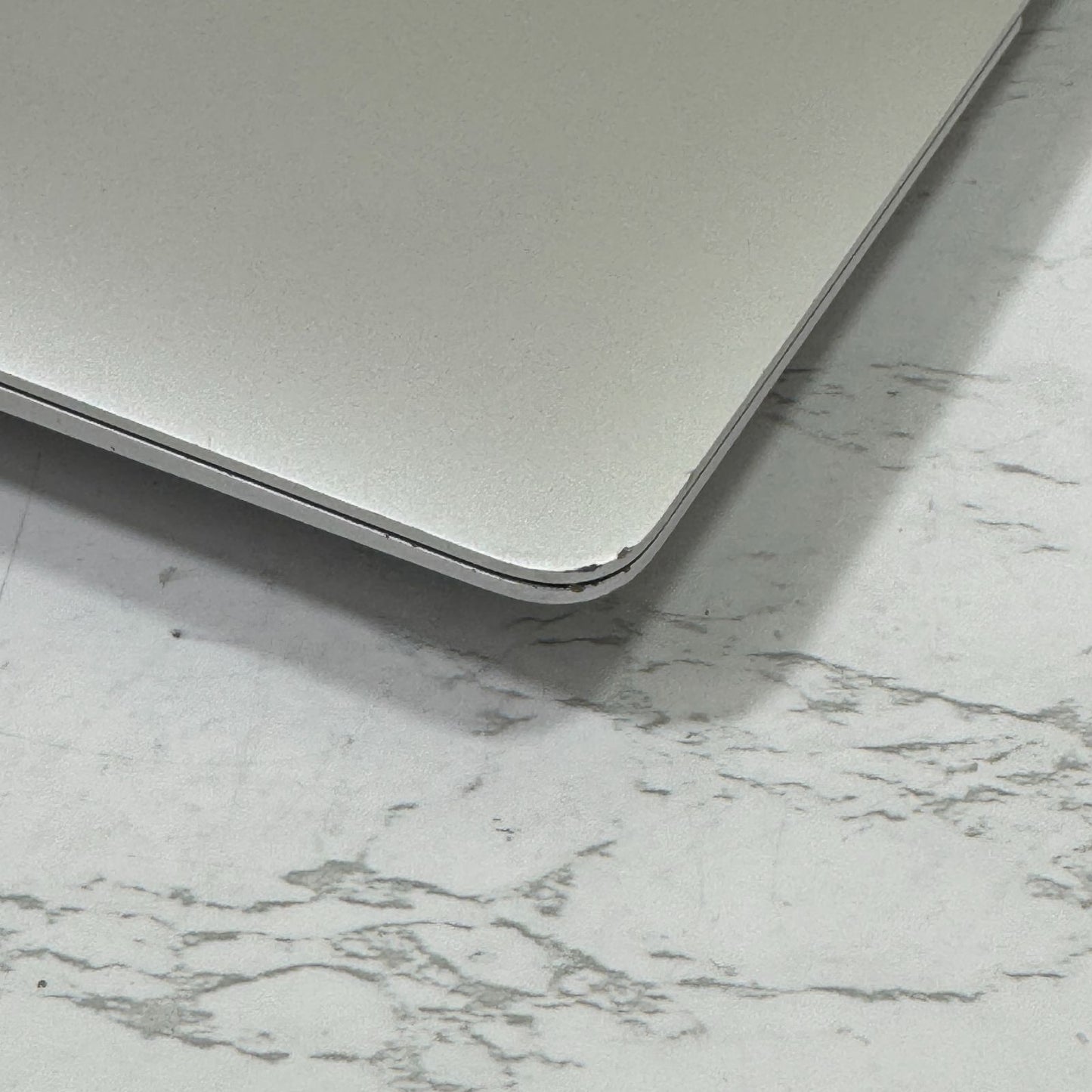 【良品】【1週間保証】MacBook Air 13インチ / 2020 / M1 / 16GB / 512GB 191115