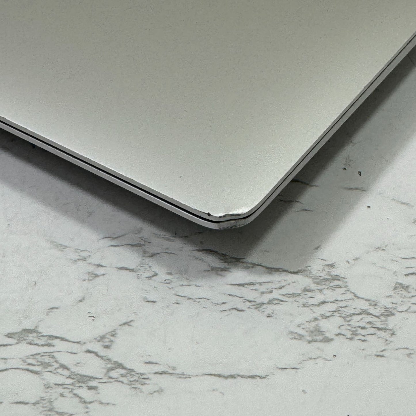 【良品】【1週間保証】MacBook Air 13インチ / 2020 / M1 / 16GB / 512GB 191115