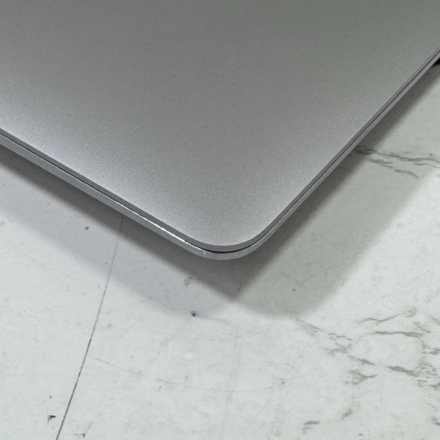 【良品】【1週間保証】MacBook Air 13インチ / 2020 / M1 / 16GB / 256GB 194138