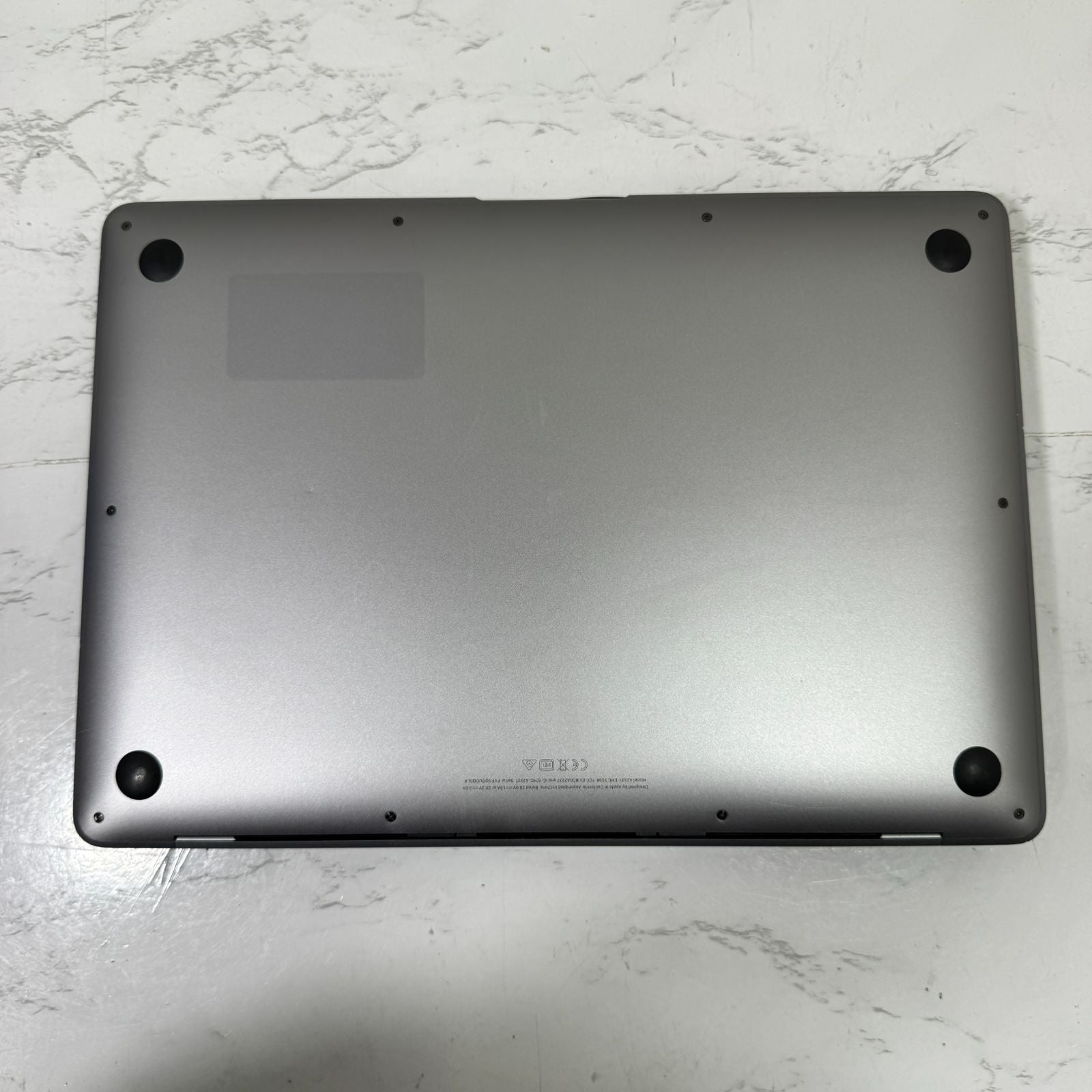 【良品】【1週間保証】MacBook Air 13インチ / 2020 / M1 / 16GB / 256GB 194135