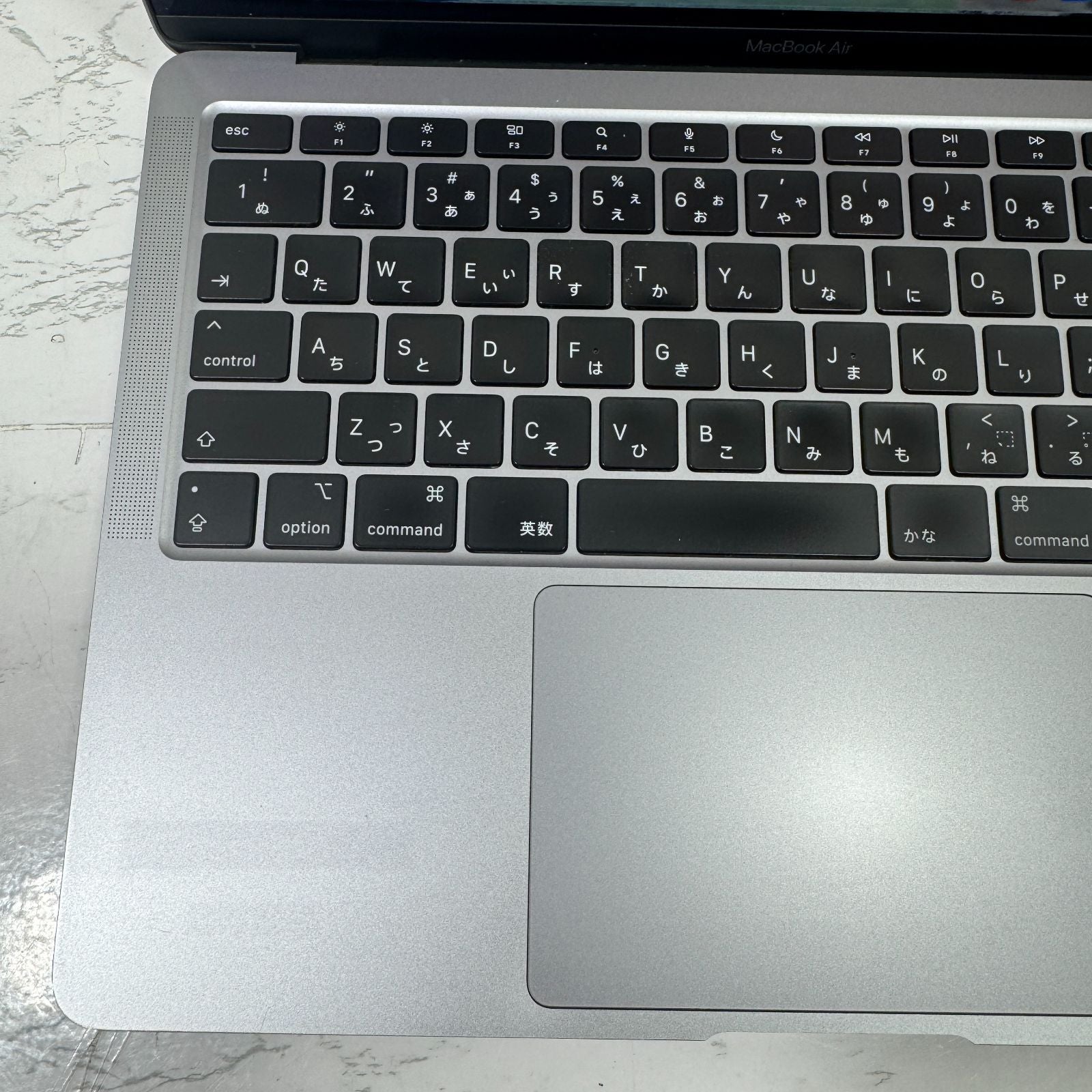 【良品】【1週間保証】MacBook Air 13インチ / 2020 / M1 / 16GB / 256GB 194121
