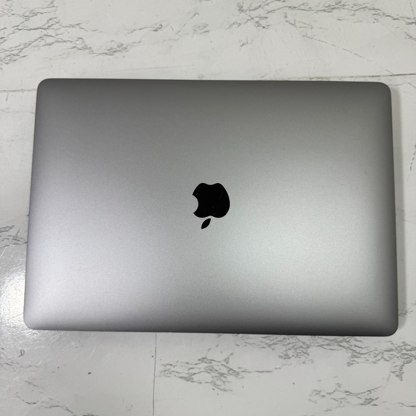 【良品】【1週間保証】MacBook Air 13インチ / 2020 / M1 / 16GB / 256GB 194120