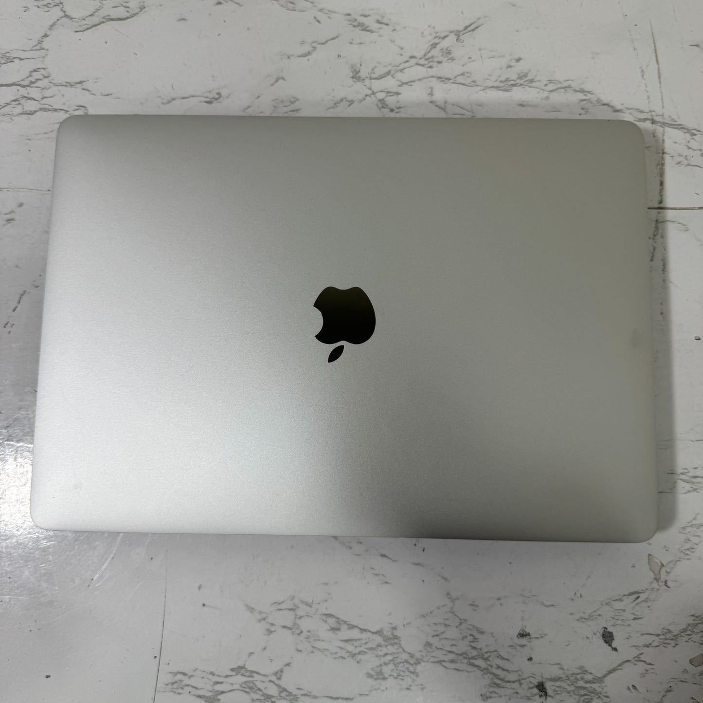 【良品】【1週間保証】MacBook Pro 13インチ 2019 / Core i7 / 16GB / 512GB