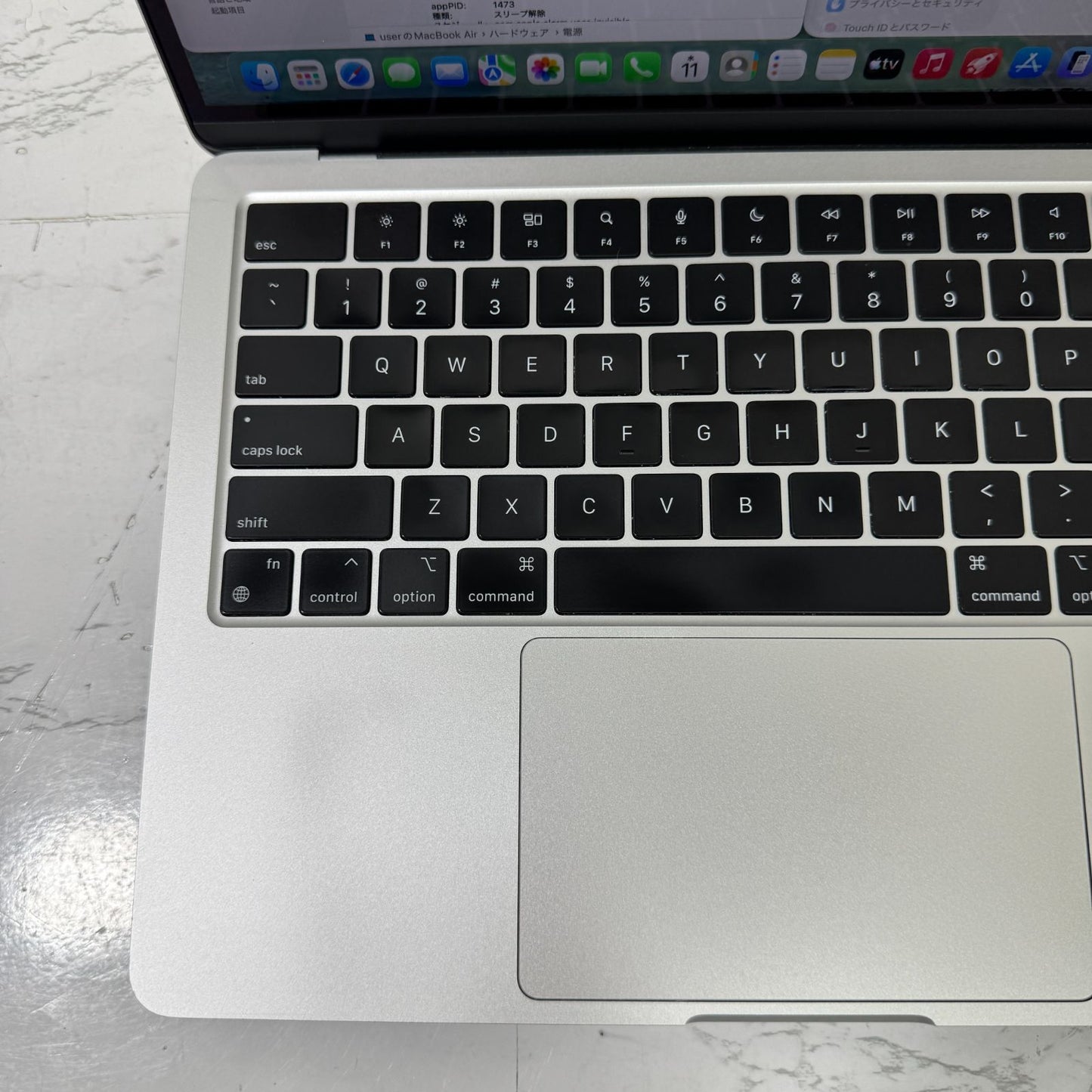 【良品】【1週間保証】MacBook Air 13インチ / 2022 / M2 / 16GB / 512GB 192881