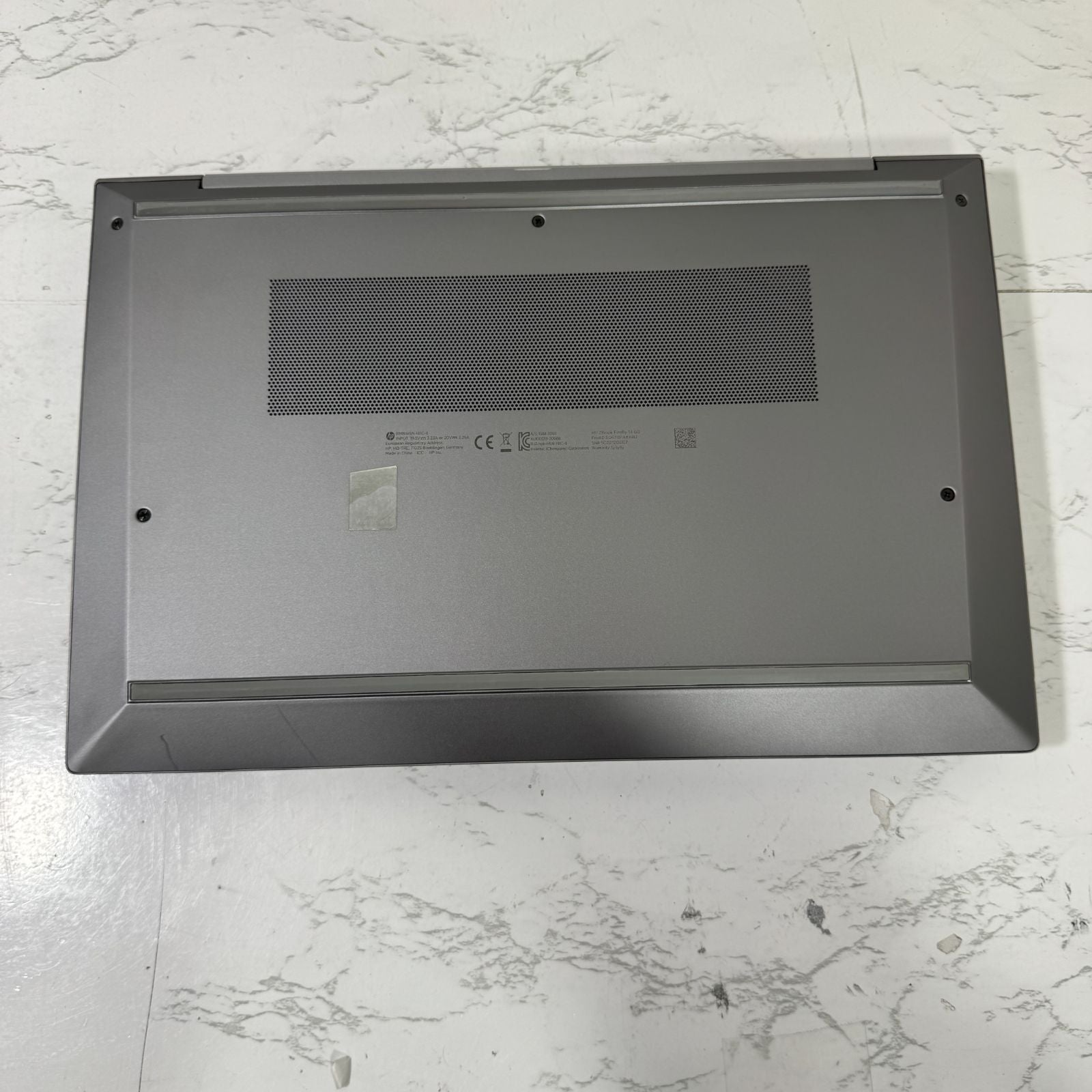 【良品】【1週間保証】HP ZBook Firefly 14 G8 / Core i7 1165G7 / 16GB / 512GB / Quadro T500 001753