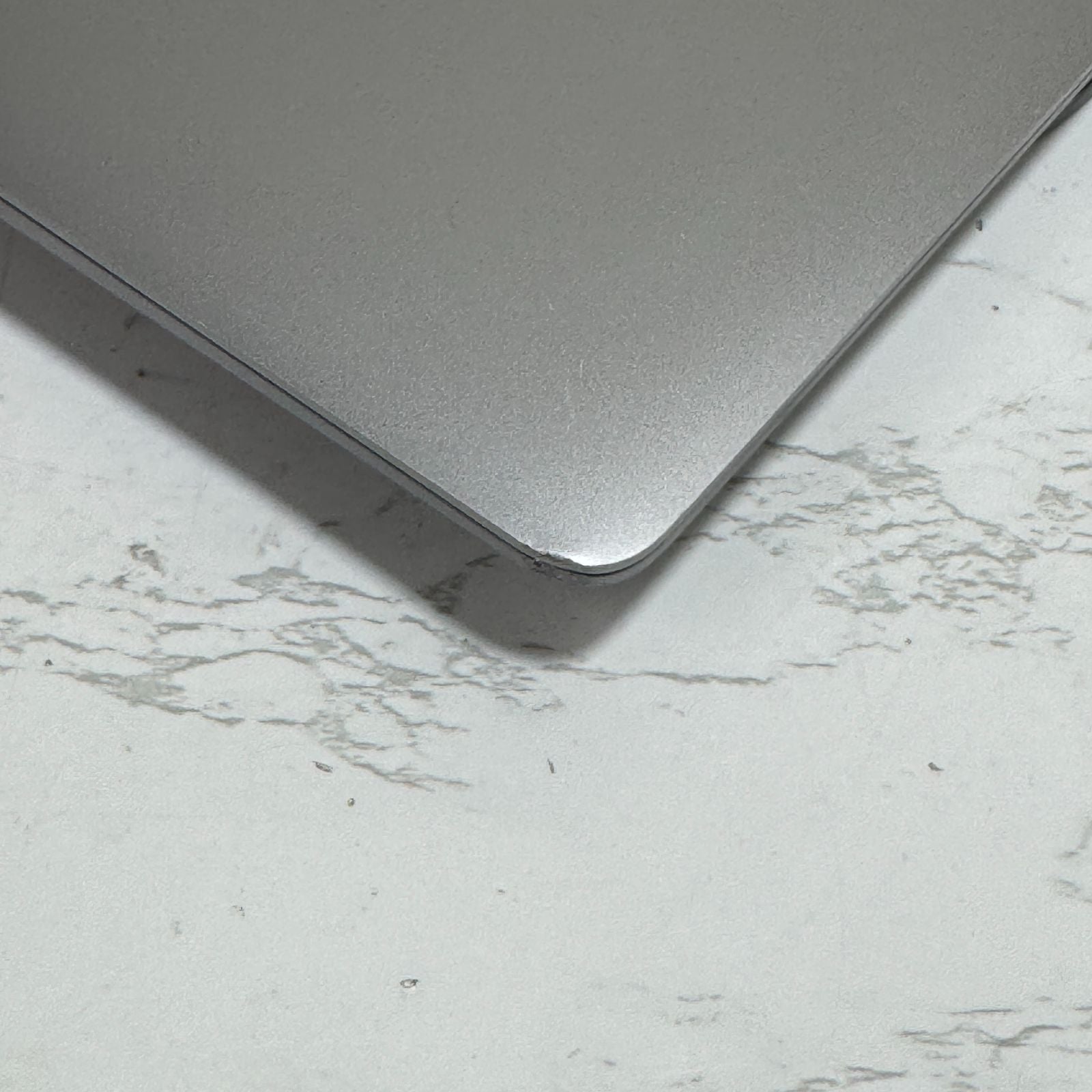 【良品】【1週間保証】MacBook Air 13インチ / 2020 / M1 / 16GB / 256GB 194142