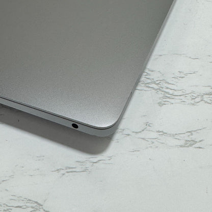 【良品】【1週間保証】MacBook Air 13インチ / 2020 / M1 / 16GB / 256GB 194130