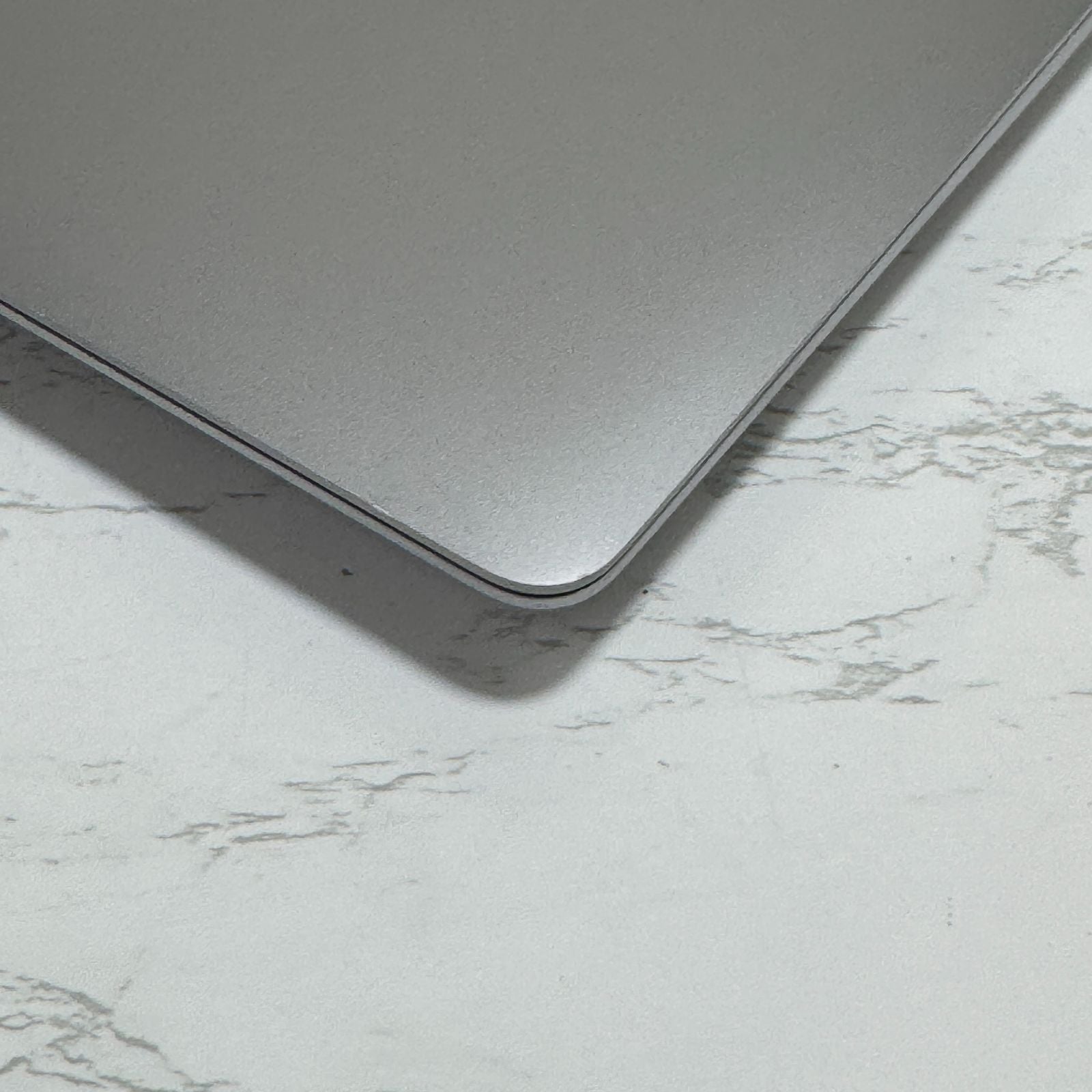 【良品】【1週間保証】MacBook Air 13インチ / 2020 / M1 / 16GB / 256GB 194130