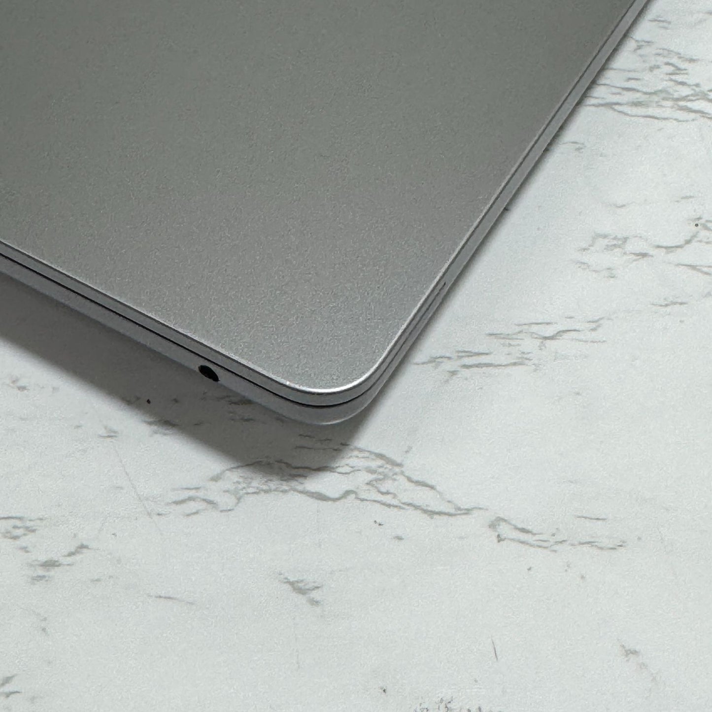 【良品】【1週間保証】MacBook Air 13インチ / 2022 / M2 / 16GB / 512GB 191447