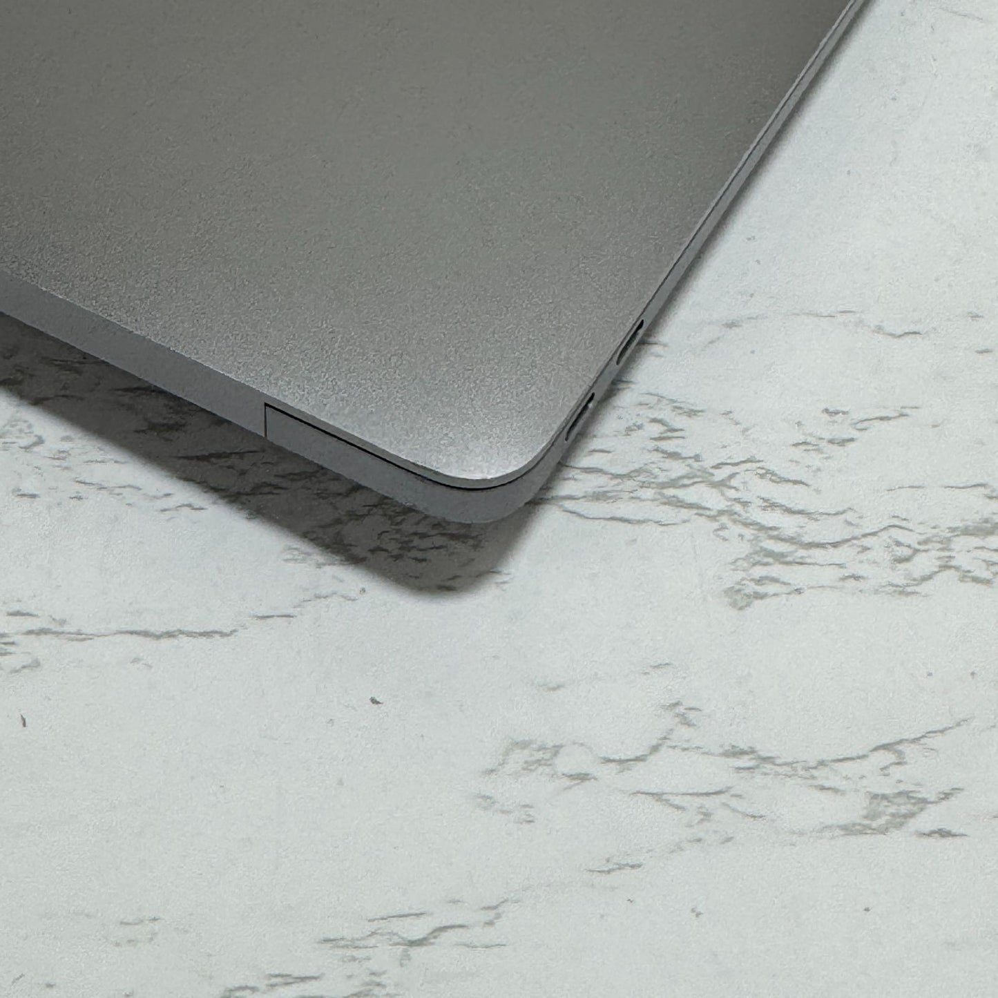 【良品】【1週間保証】MacBook Air 13インチ / 2020 / M1 / 16GB / 256GB 194142